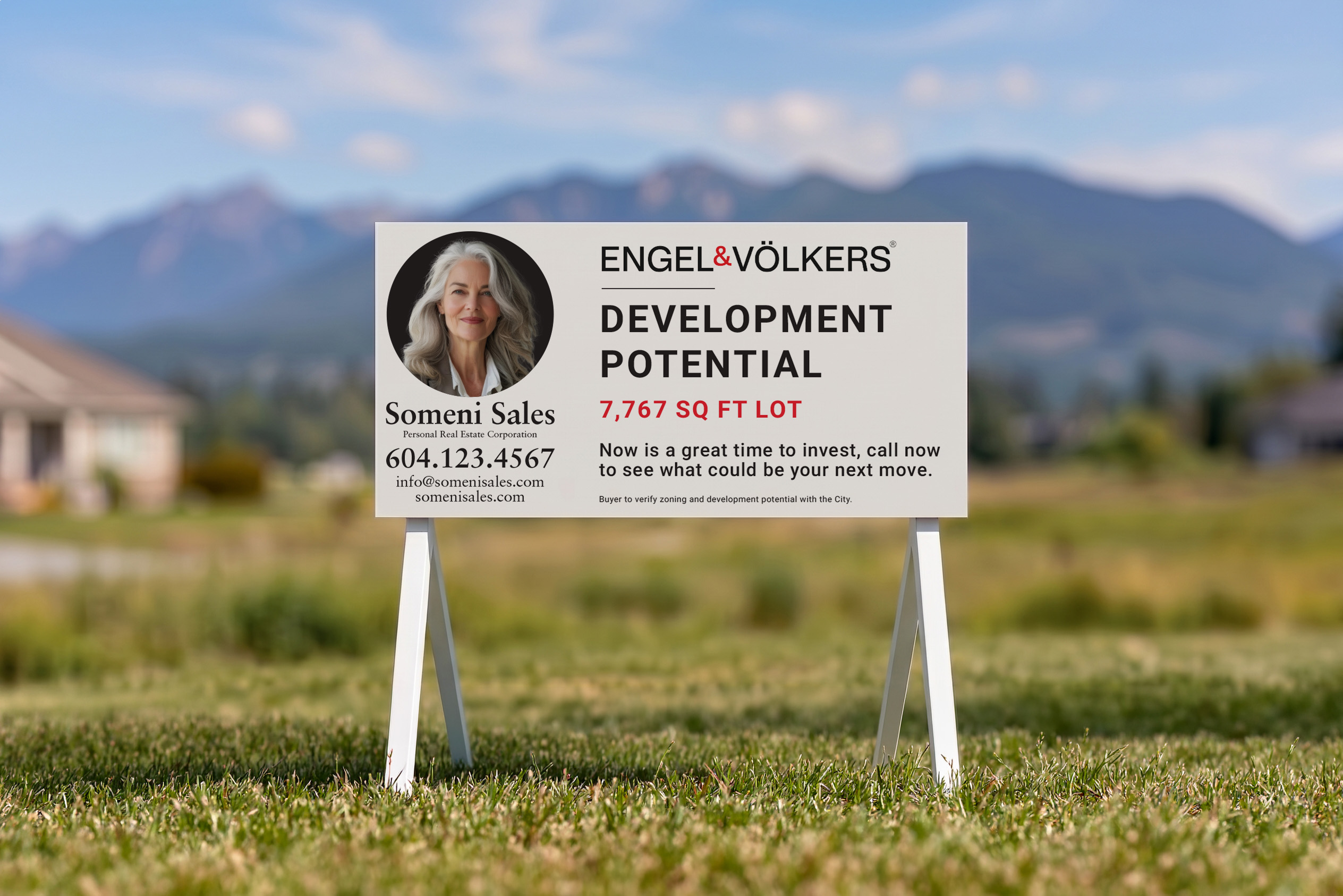 Engel & Völkers Sign: Billboard