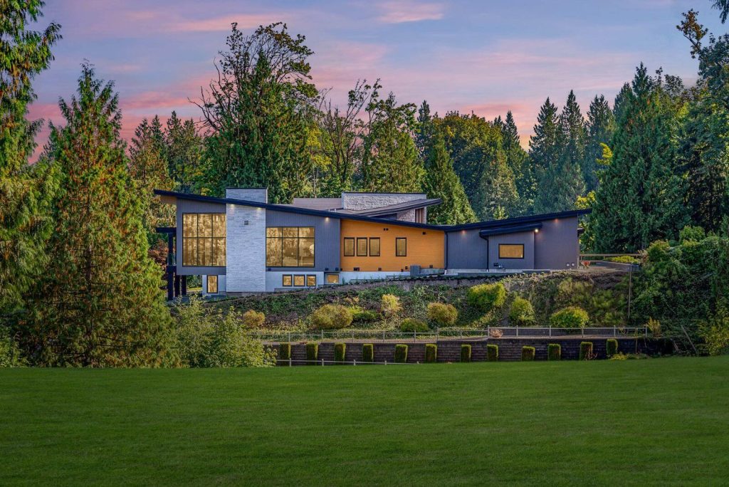Twilight real estate photography exterior view in Abbotsford, BC