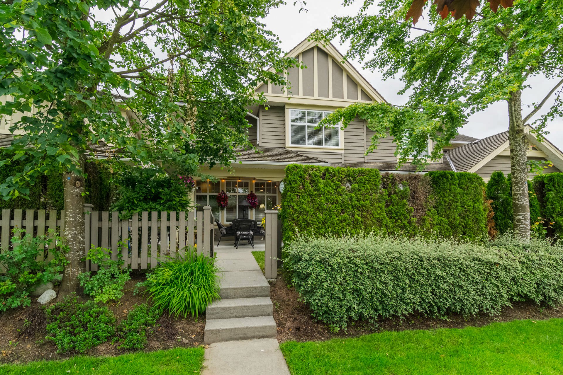 15 - 15450 Rosemary Heights Crescent, South Surrey