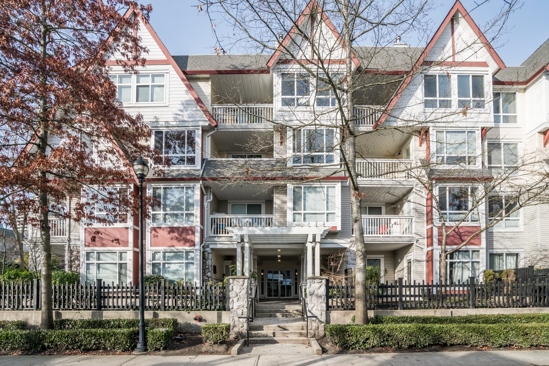 217 - 6833 Village Green Grove, Burnaby