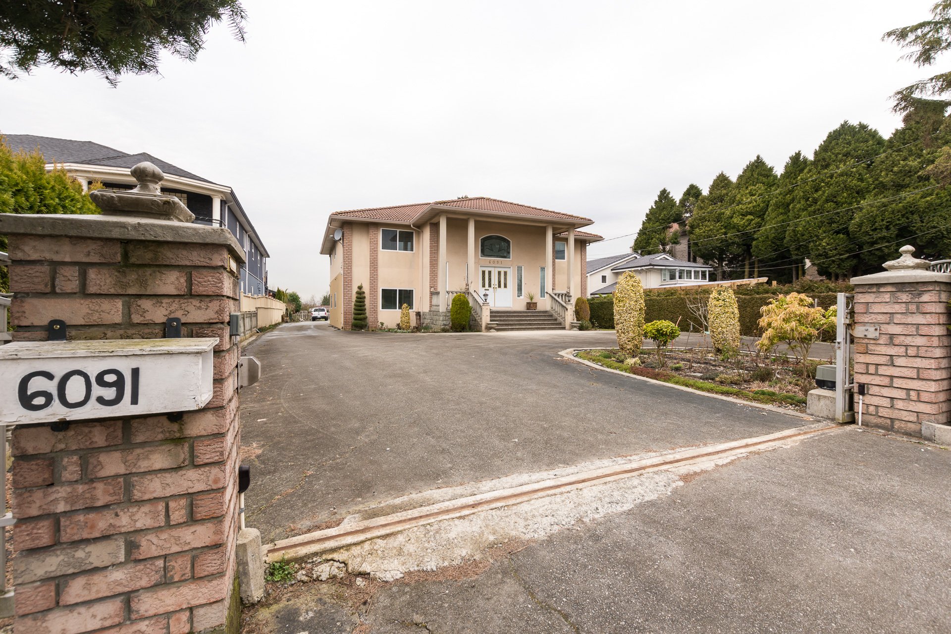 6091 No 6 Road, Richmond