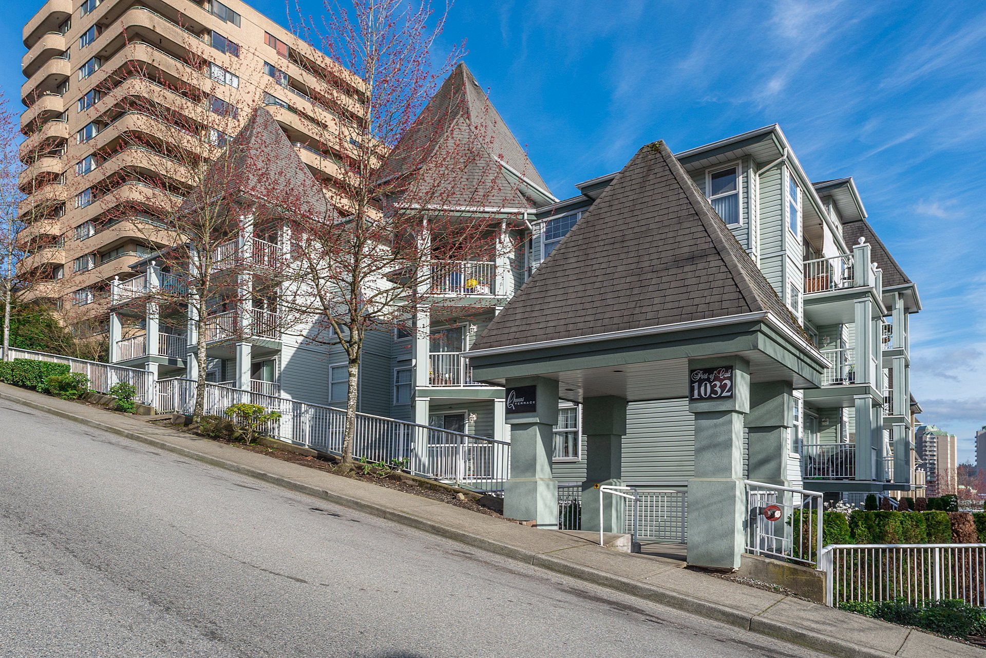706 - 1032 Queens Avenue, New Westminster