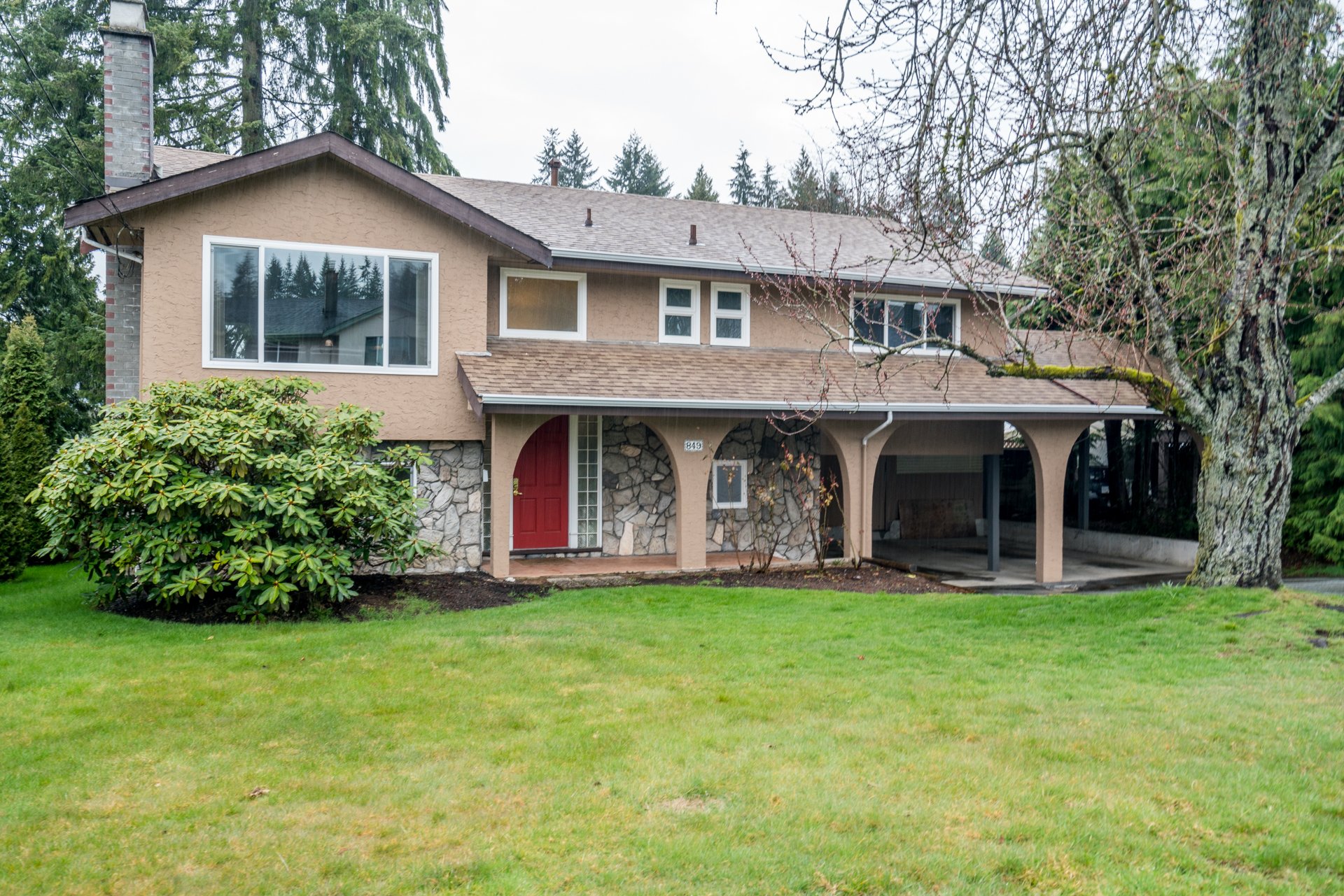 849 Runnymede Avenue, Coquitlam