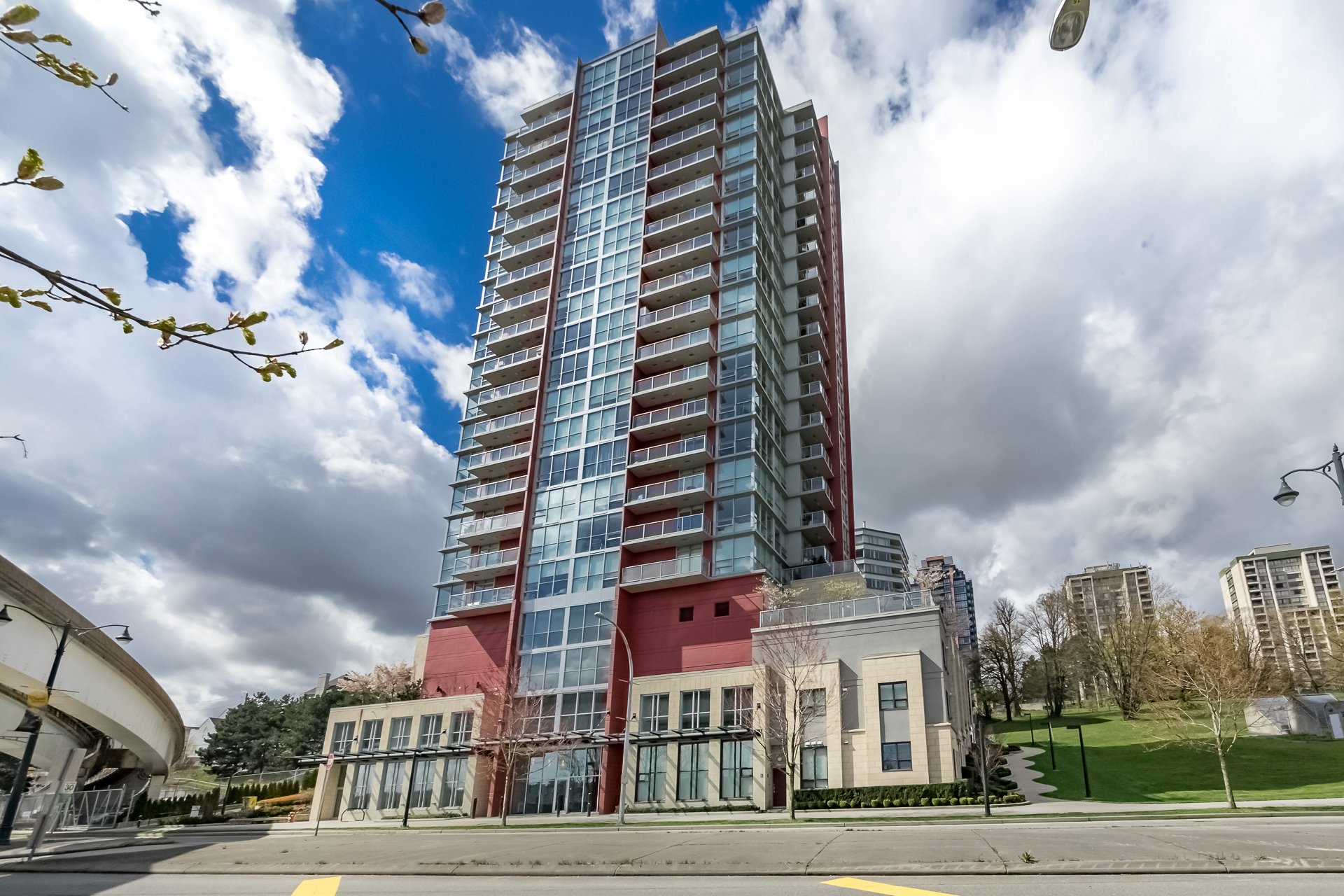 1001 - 125 Columbia Street, New Westminster