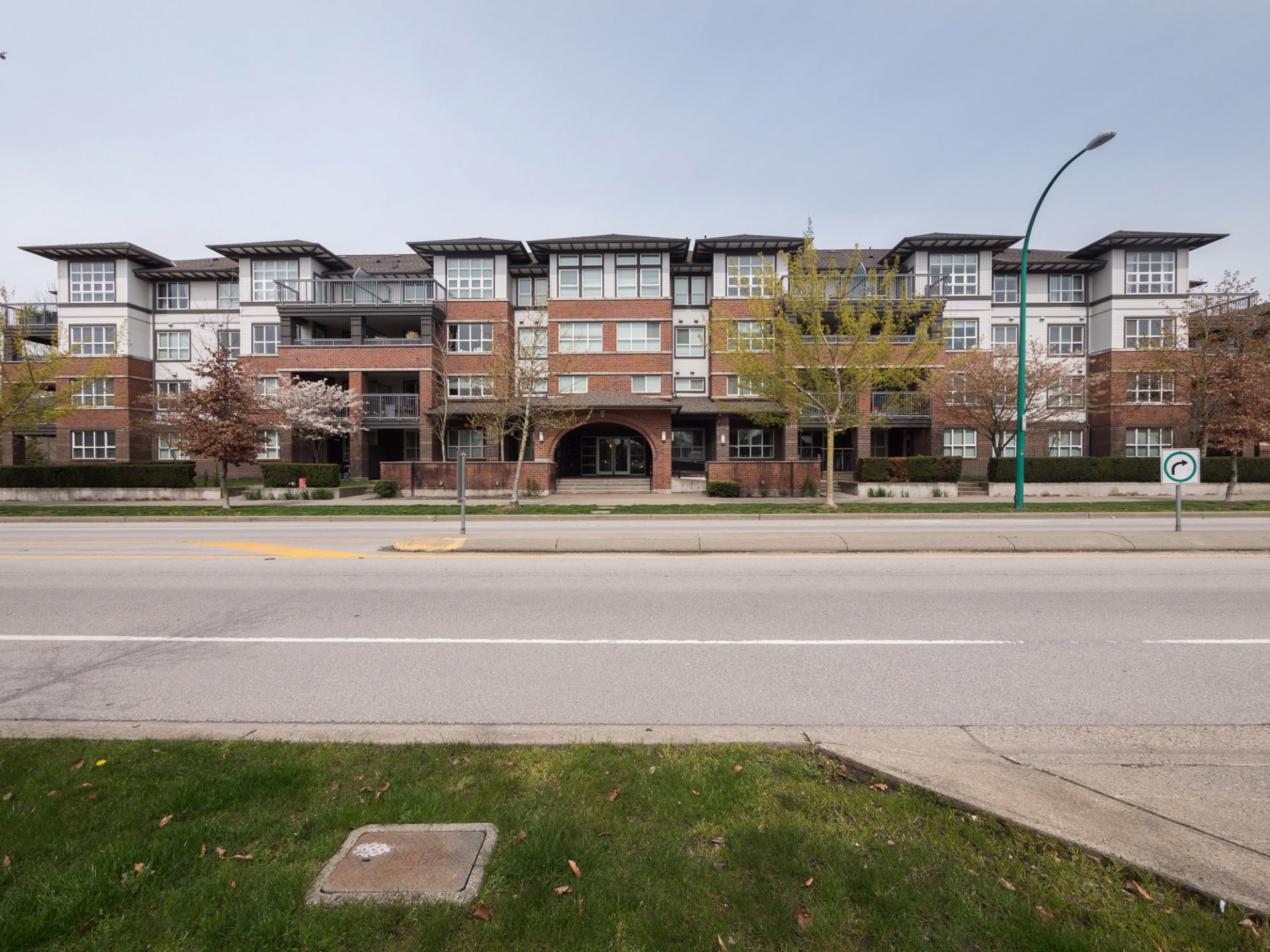 205 - 18755 68 Avenue, Cloverdale