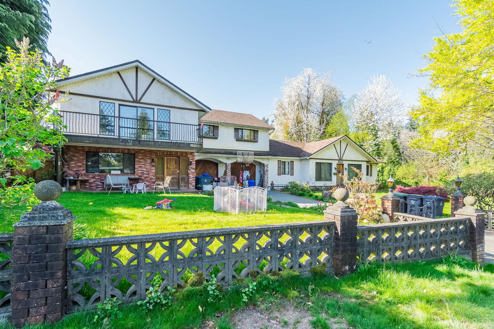 11788-11792 99 Avenue, Surrey
