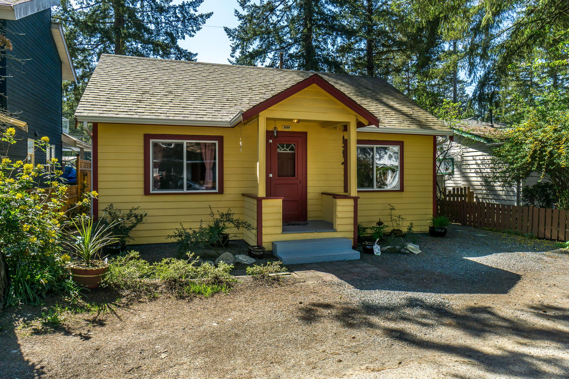 298 Hemlock Street, Cultus Lake MLS R2261422 Cotala Cross Media