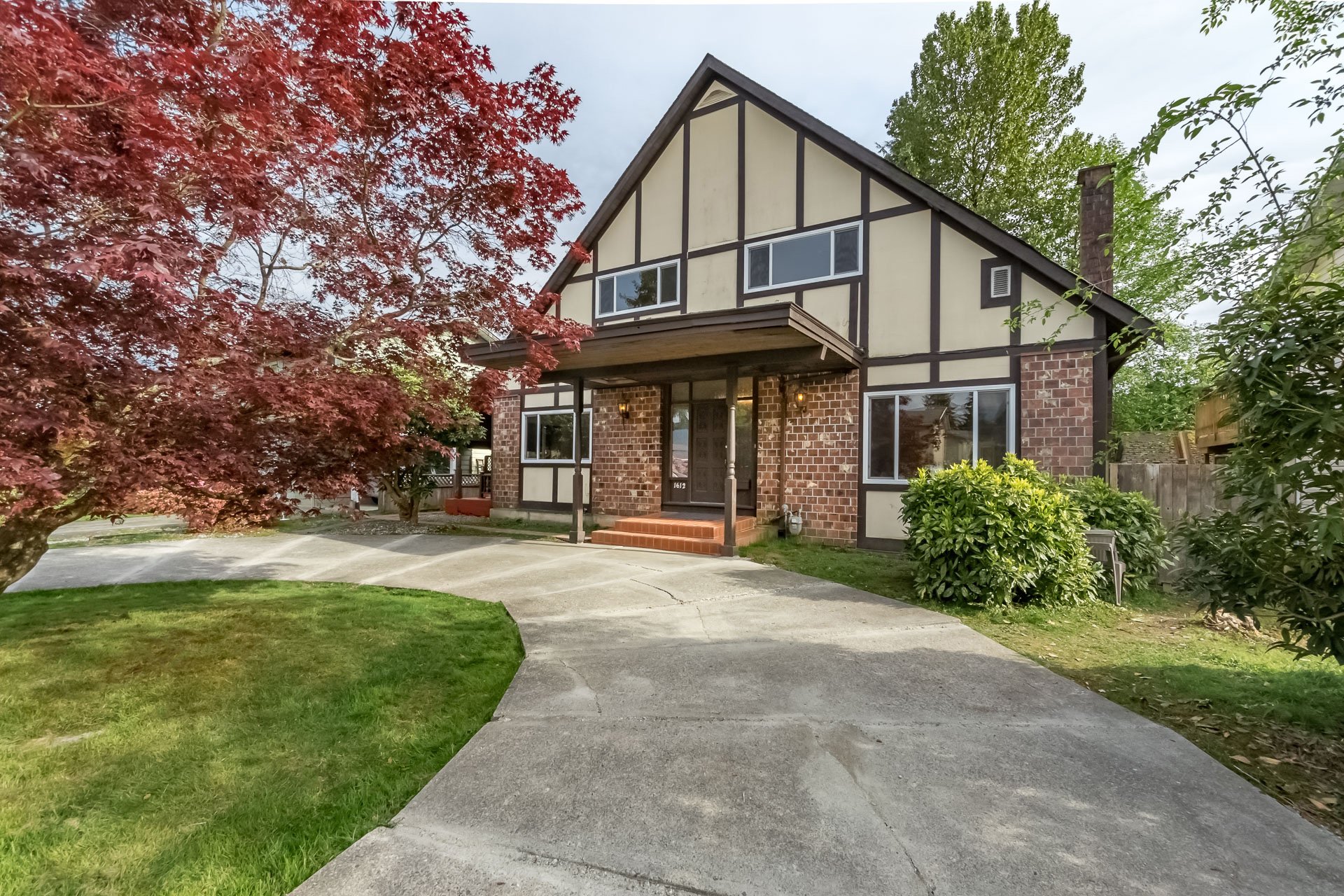 1612 St Albert Avenue, Port Coquitlam
