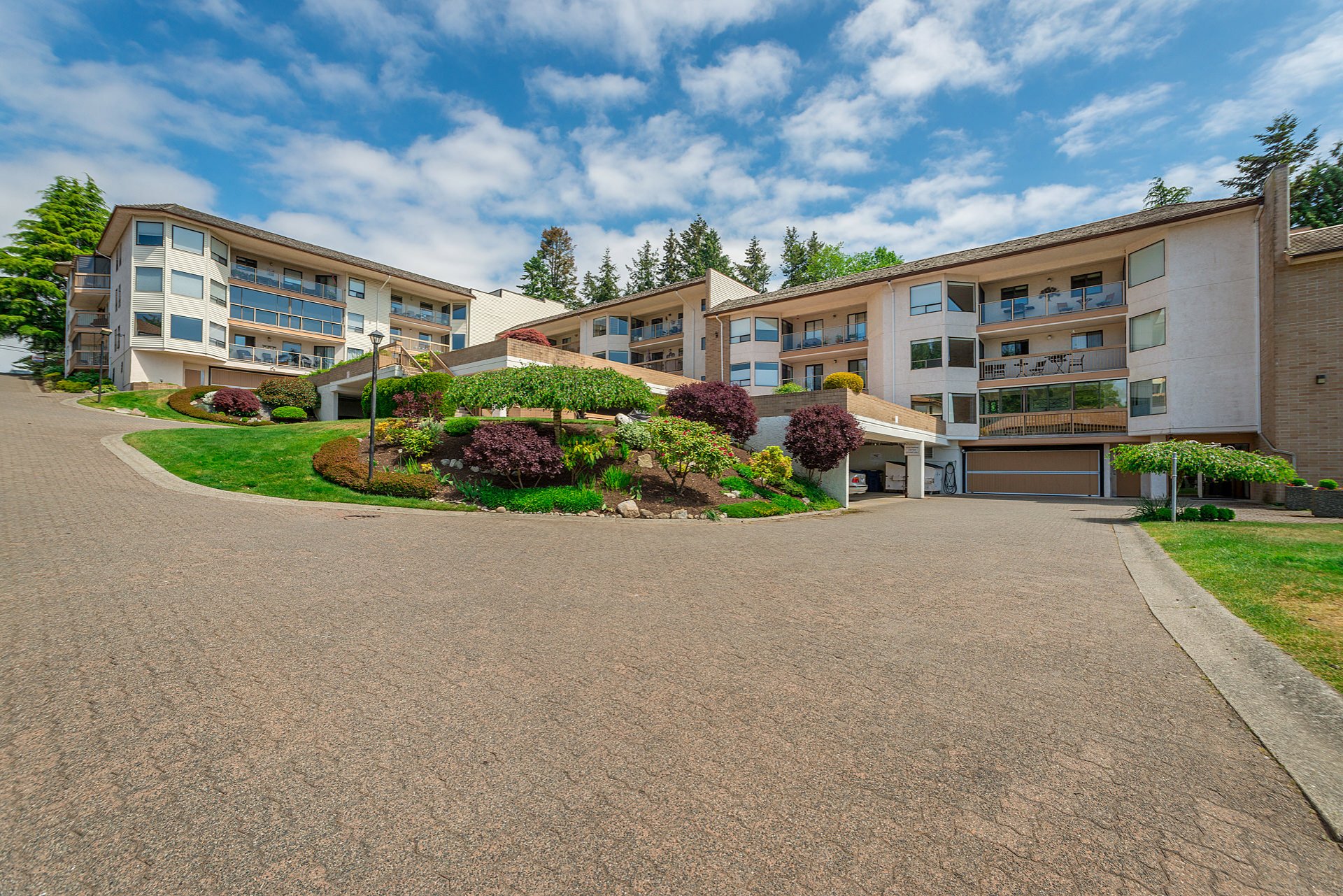 506 - 1350 Vidal Street, White Rock