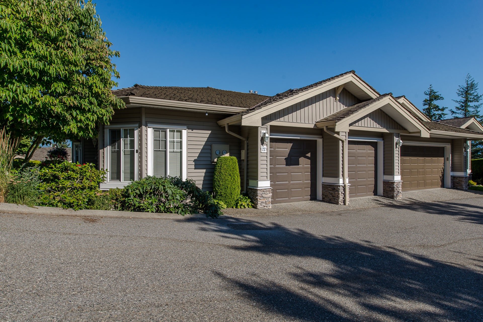 22 35537 Eagle Mountain Drive, Abbotsford MLS R2290119 Cotala