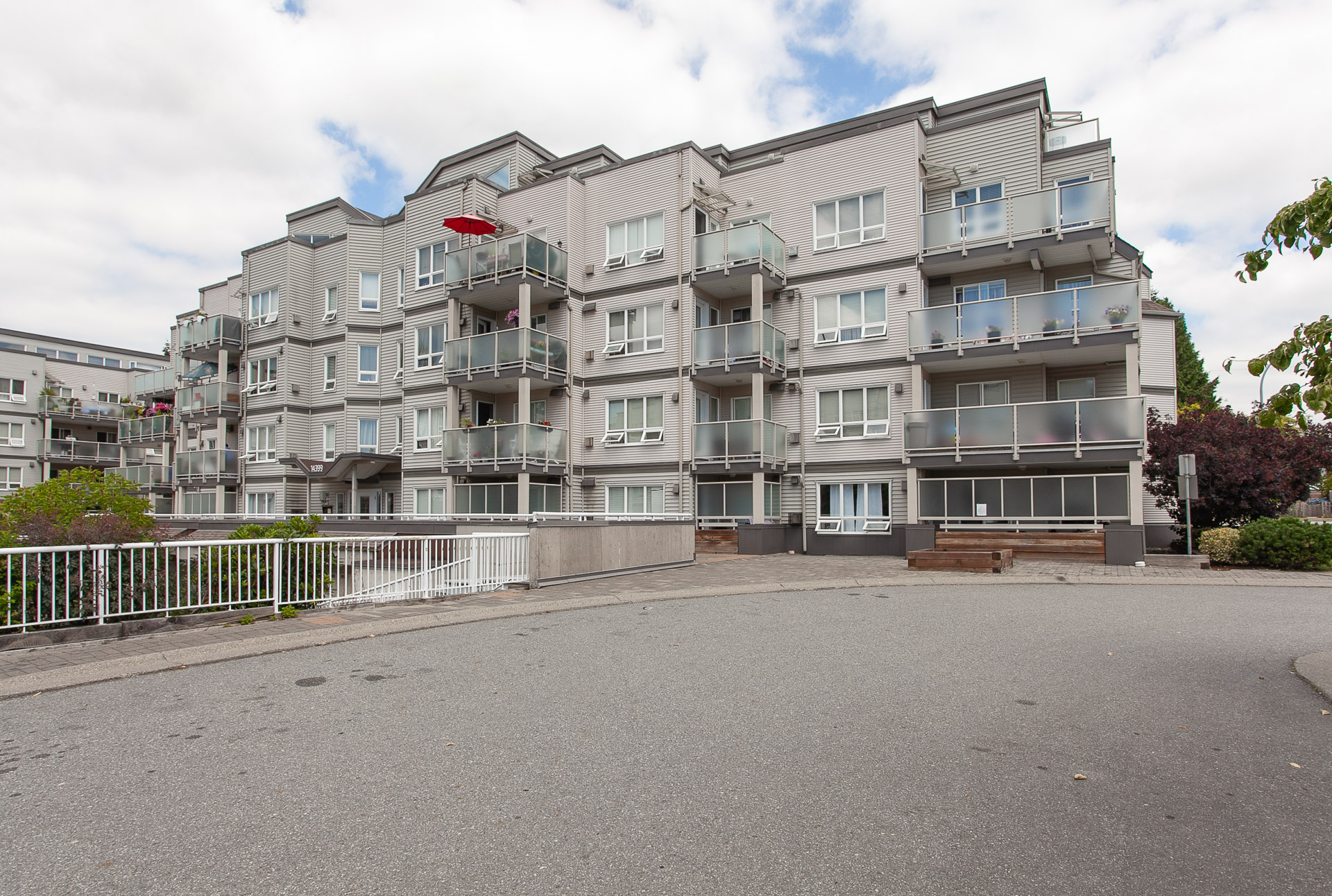 406 - 14399 103 Avenue, Surrey