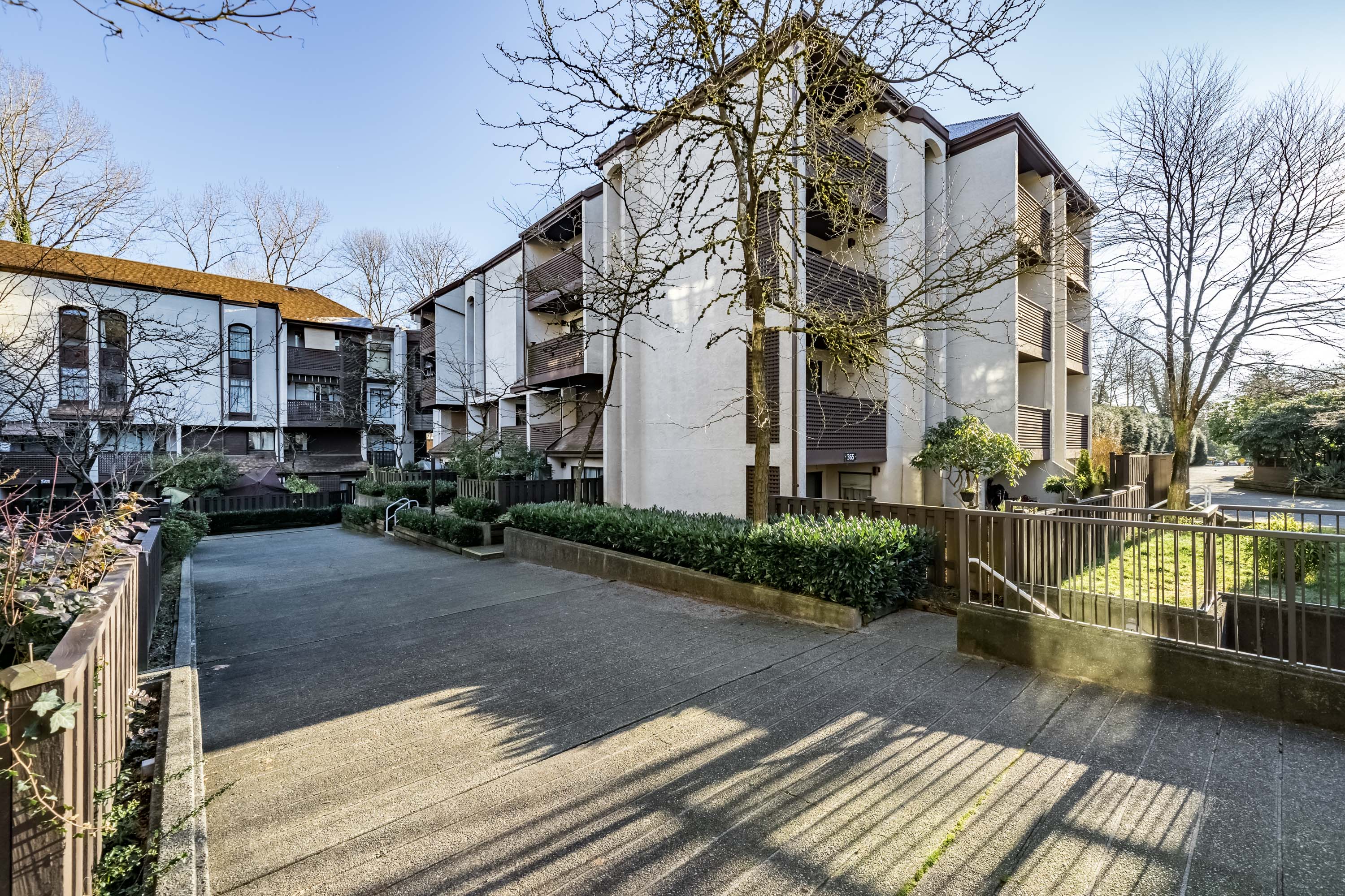 3 - 365 Ginger Drive, New Westminster