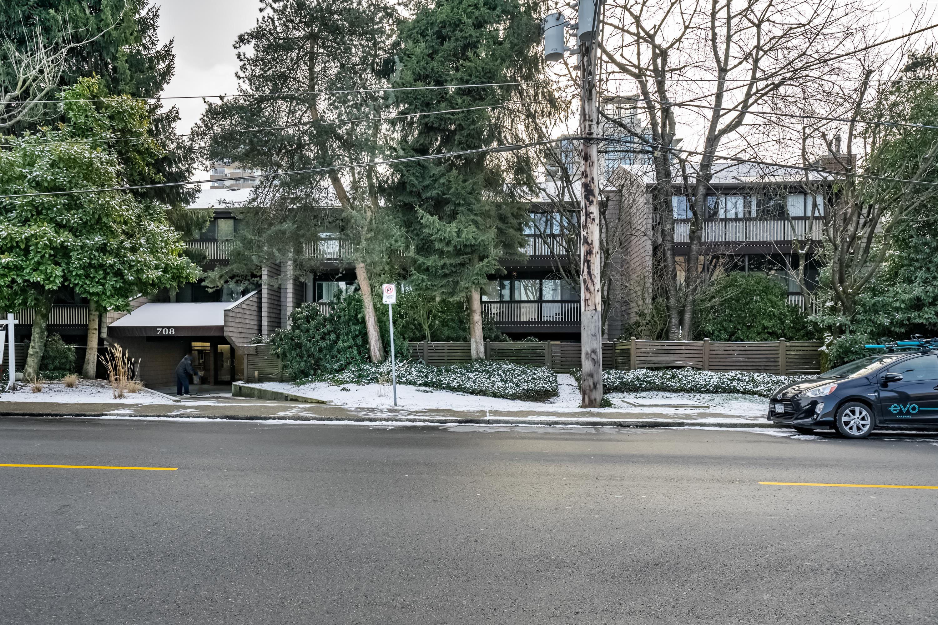303 - 708 Eighth Avenue, New Westminster