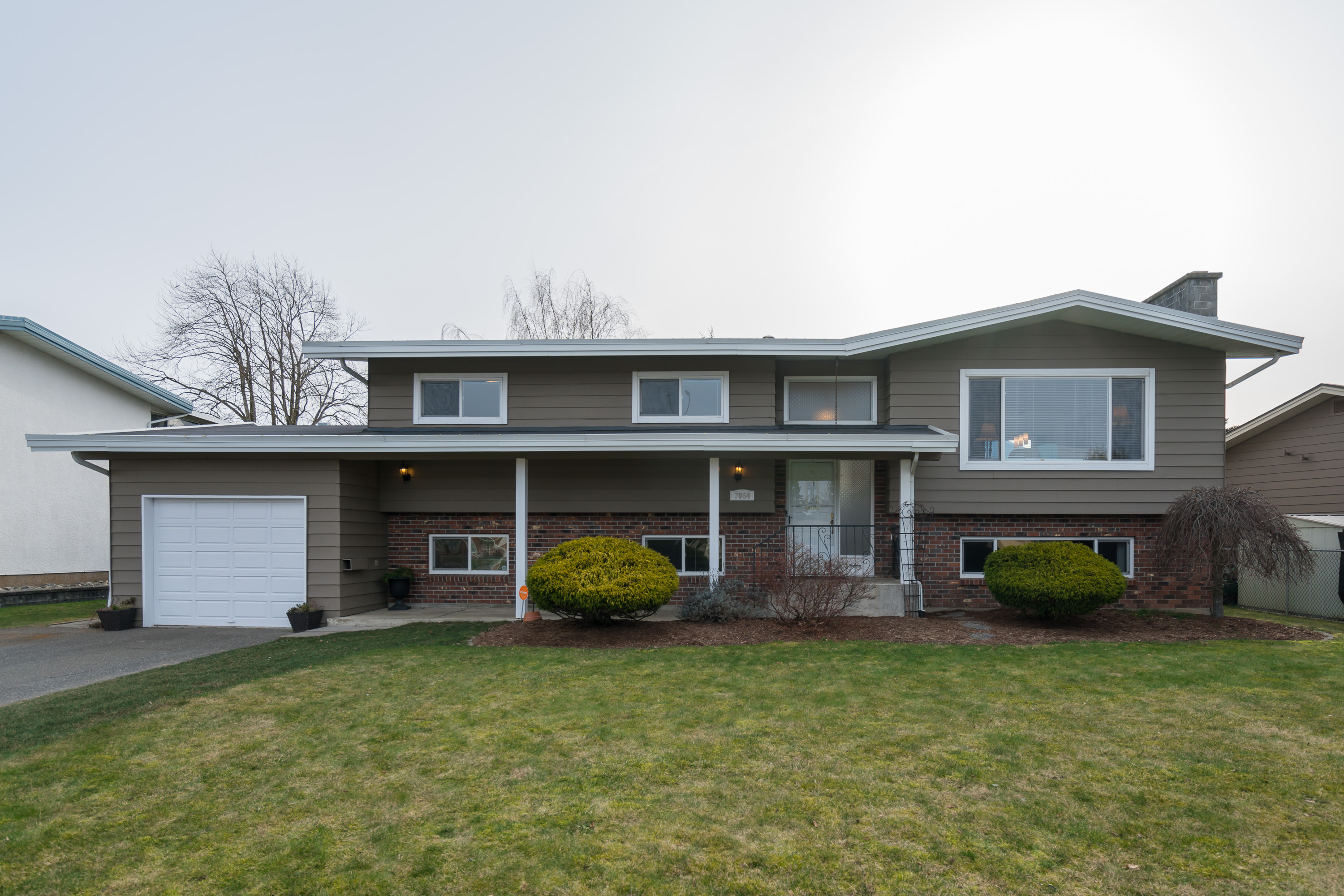 7064 Sheffield Way, Chilliwack
