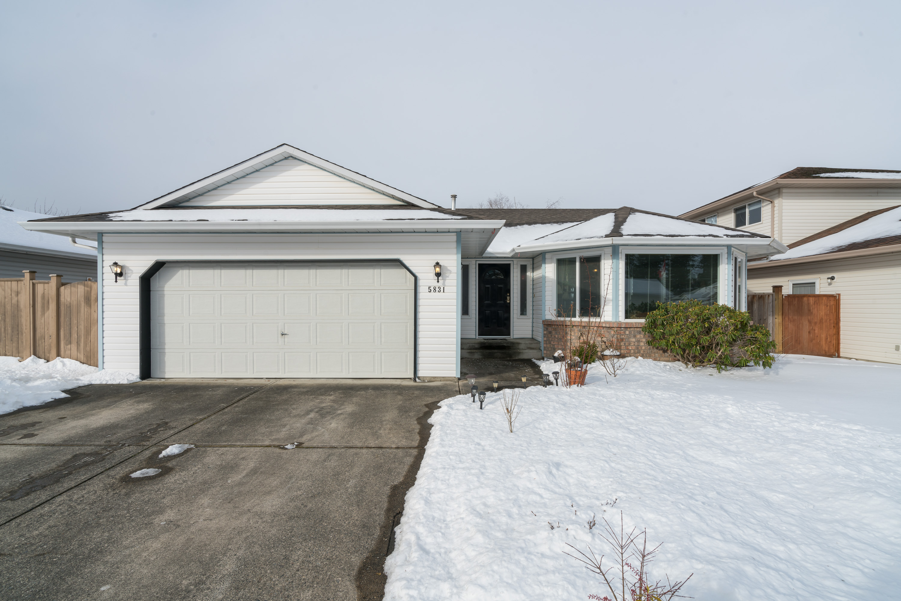 5831 Manchester Place, Chilliwack