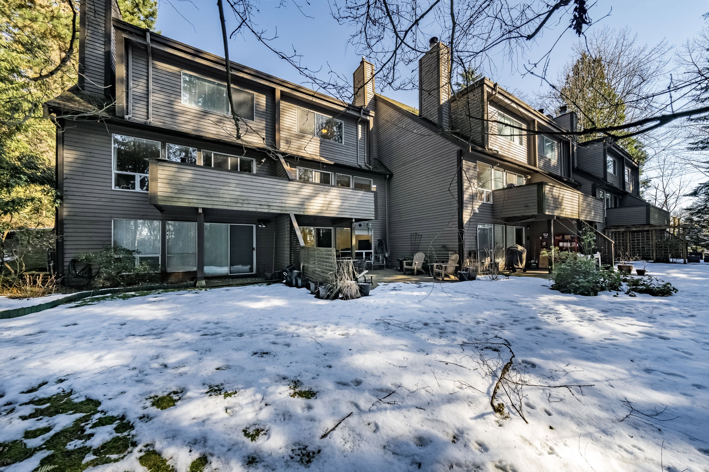 8202 Forest Grove Drive, Burnaby