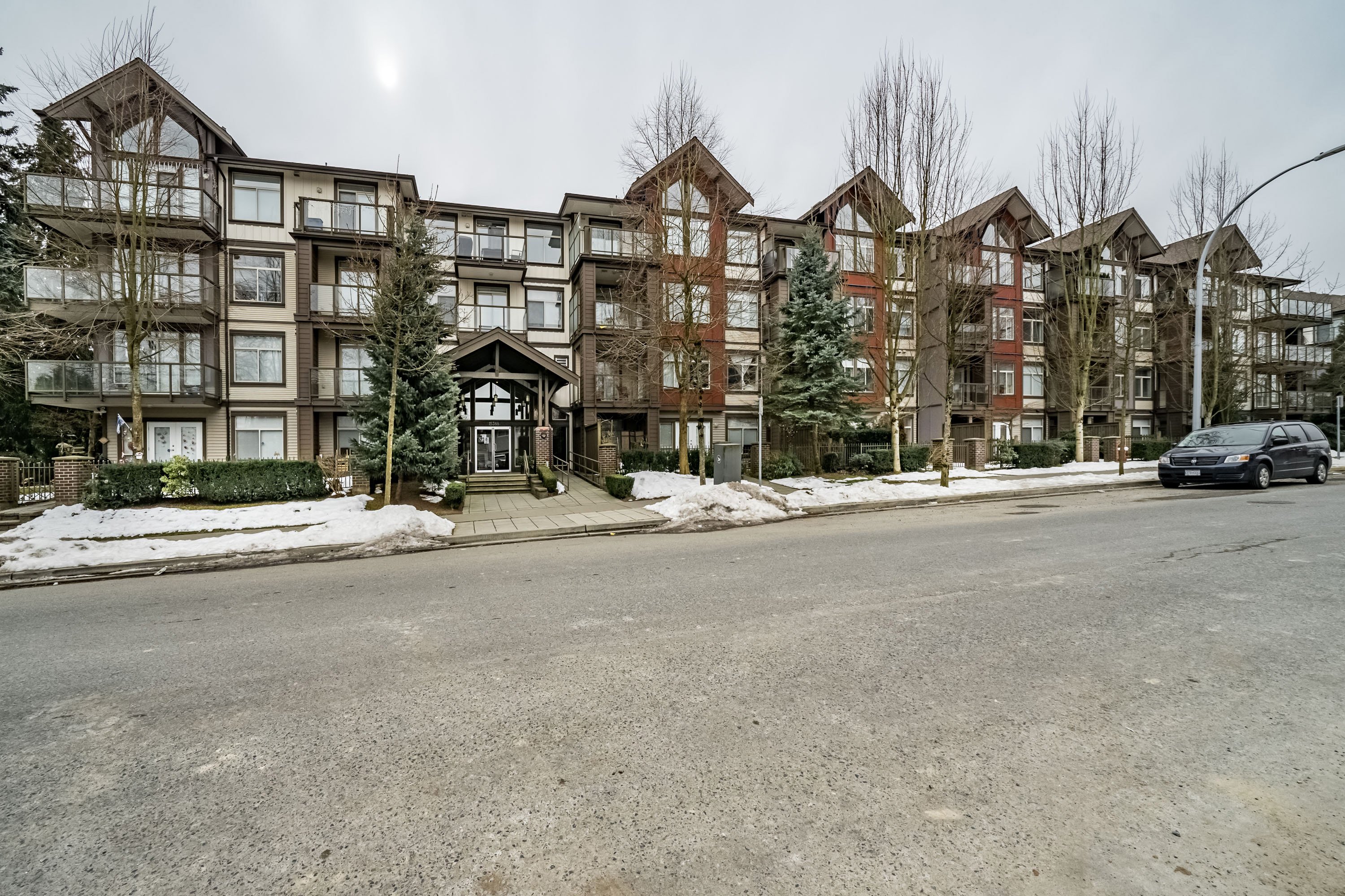 102 - 15388 101 Avenue, Surrey