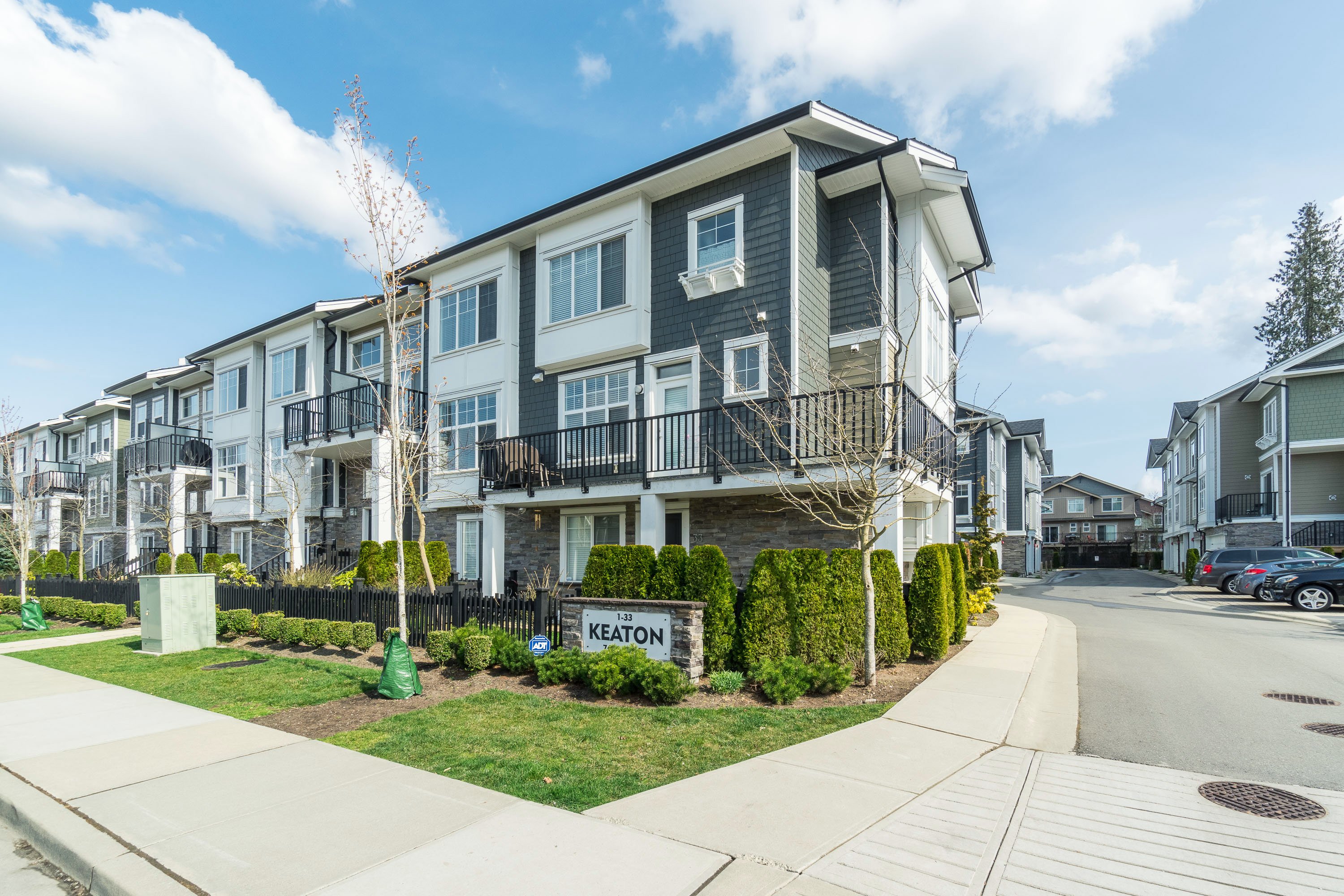 11 - 7686 209 Street, Langley