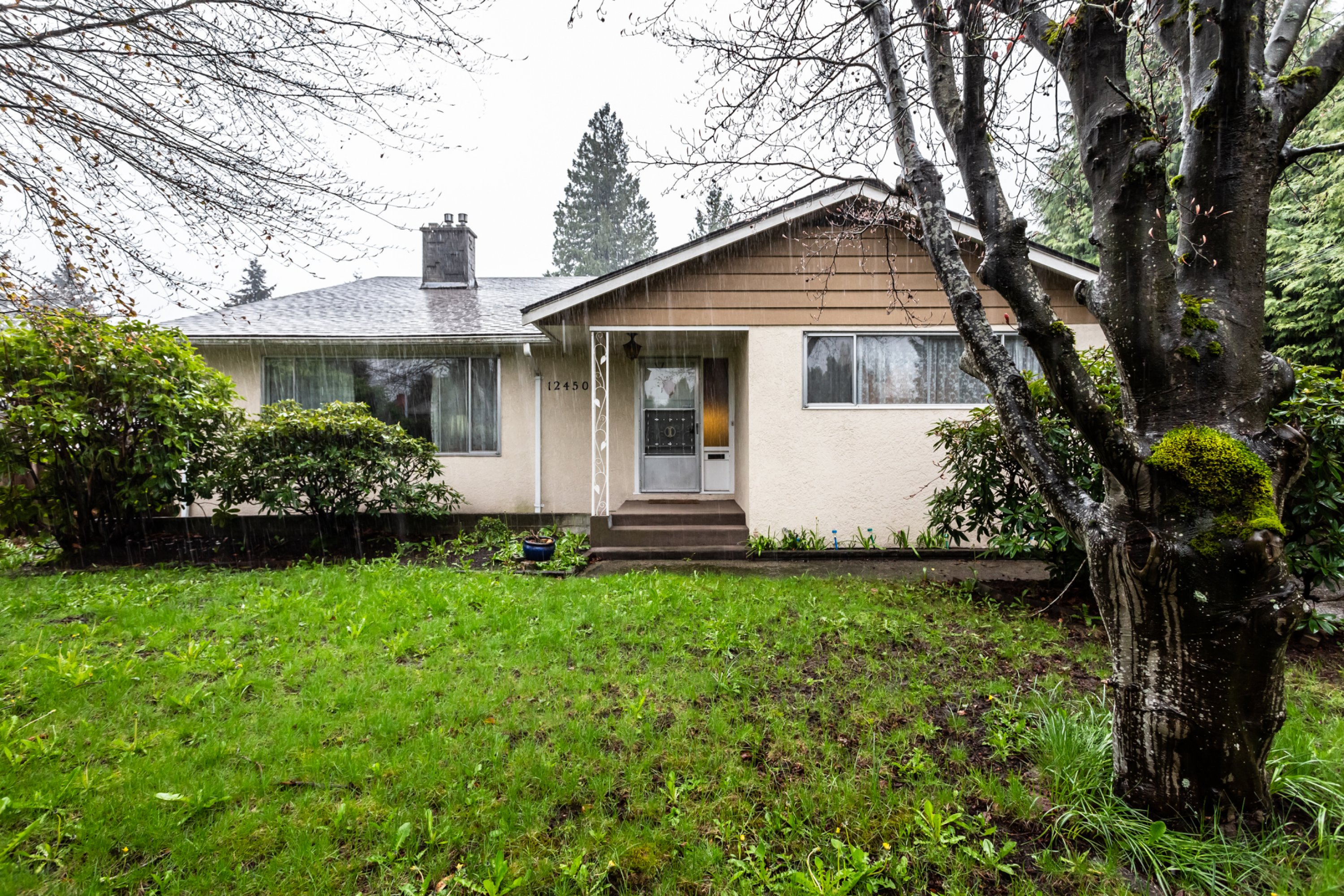 12450 96 Avenue, Surrey