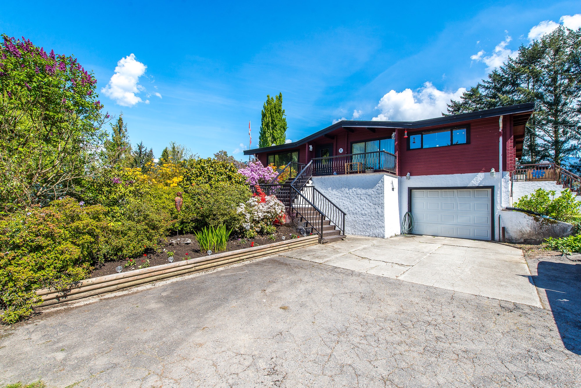 8801 Eagle Road, Mission
