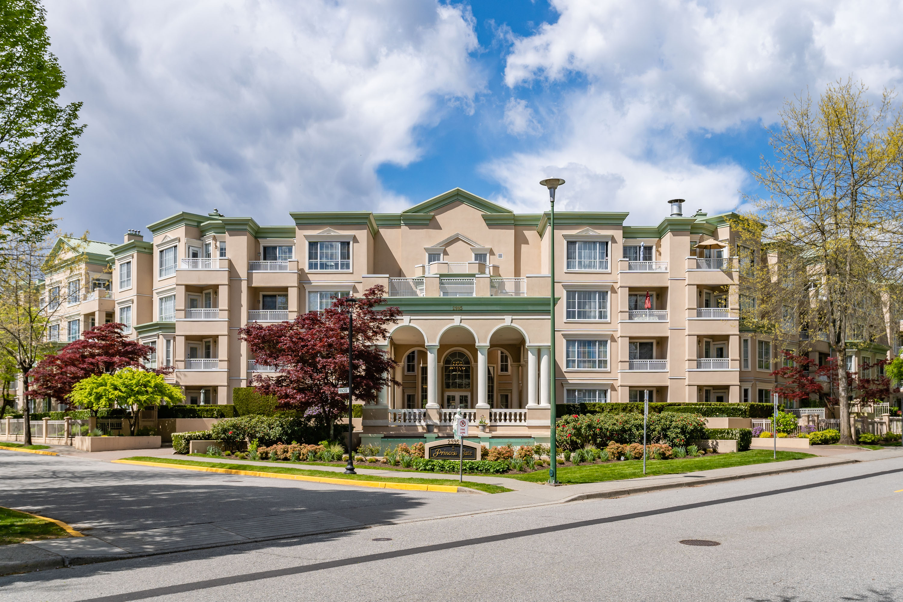 224 2995 Princess Crescent, Coquitlam MLS R2392059 Cotala Cross