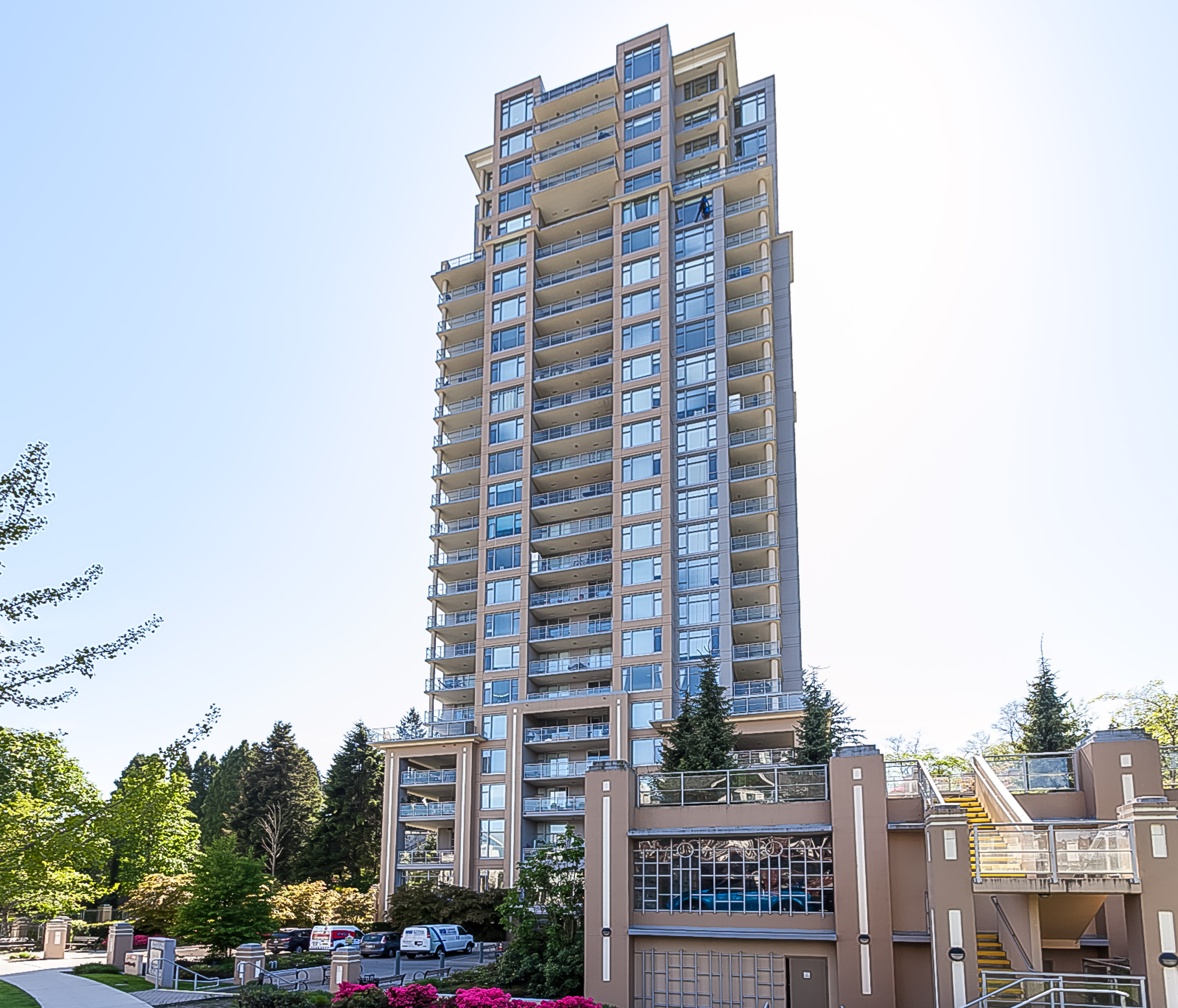 1409 - 280 Ross Drive, New Westminster