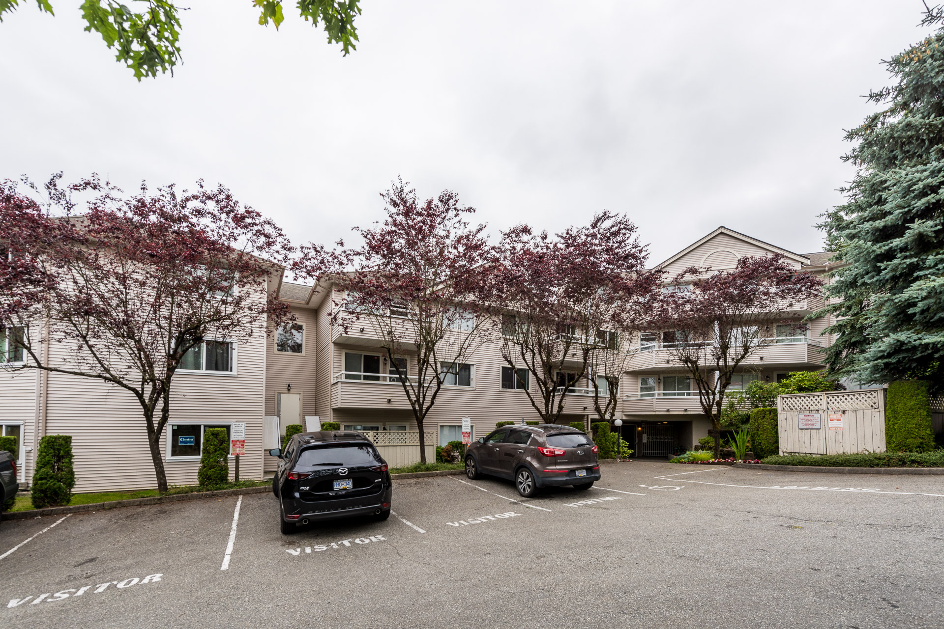 402 - 450 Bromley Street, Coquitlam