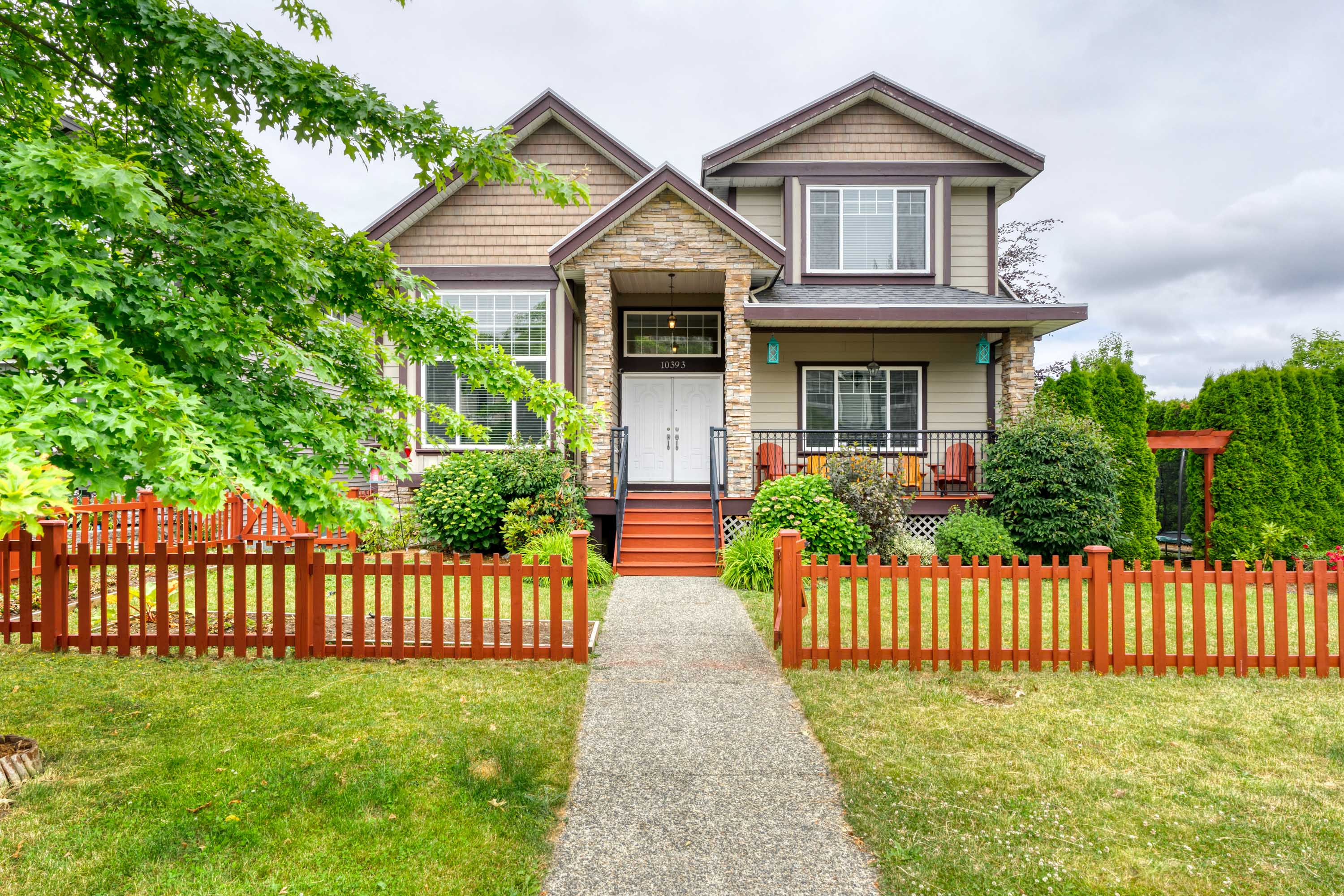 10393 Robertson Street, Maple Ridge