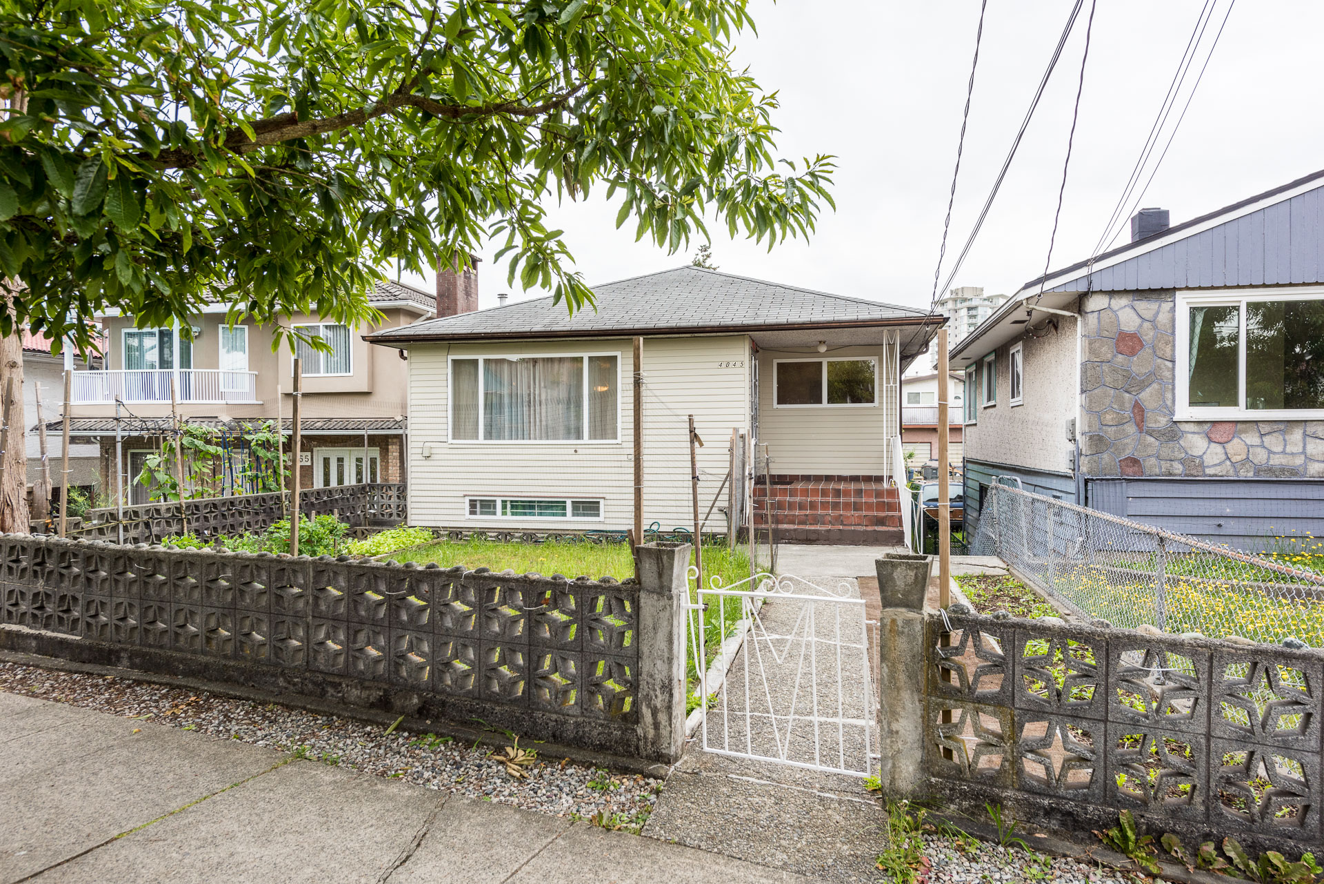 4045 Perry Street, Vancouver