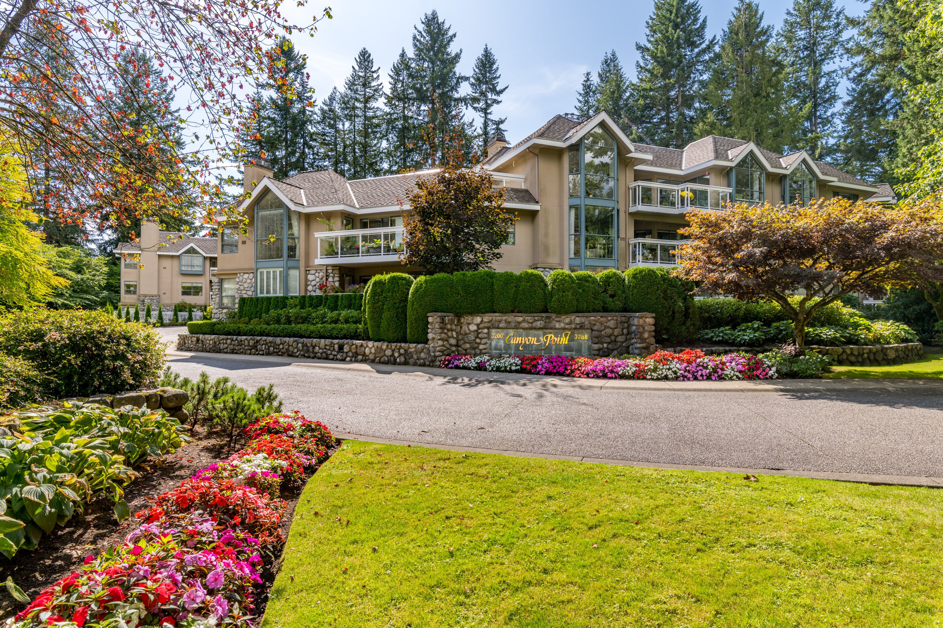 204 - 3288 Capilano Crescent, North Vancouver