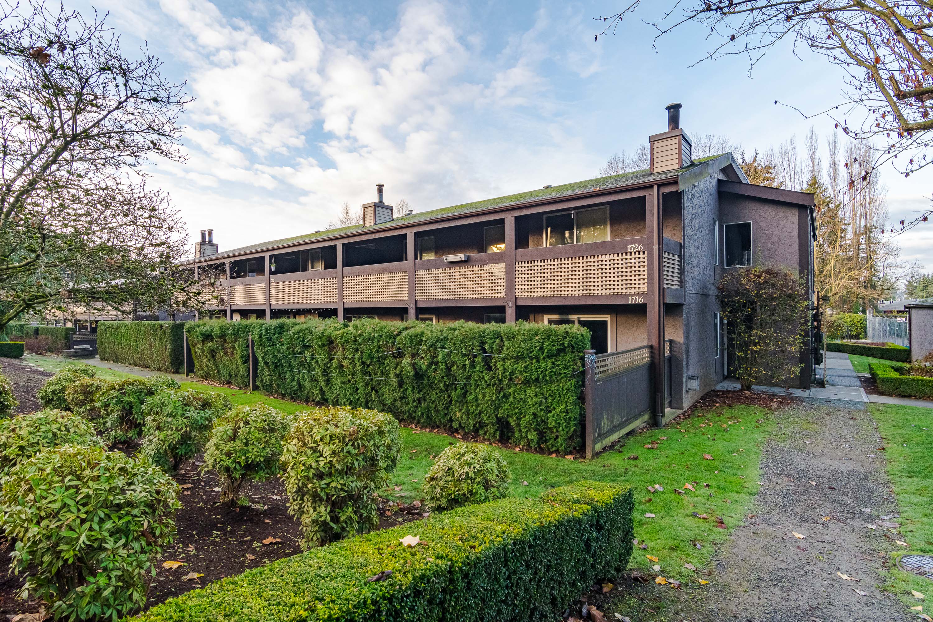 1715 - 34909 Old Yale Road, Abbotsford