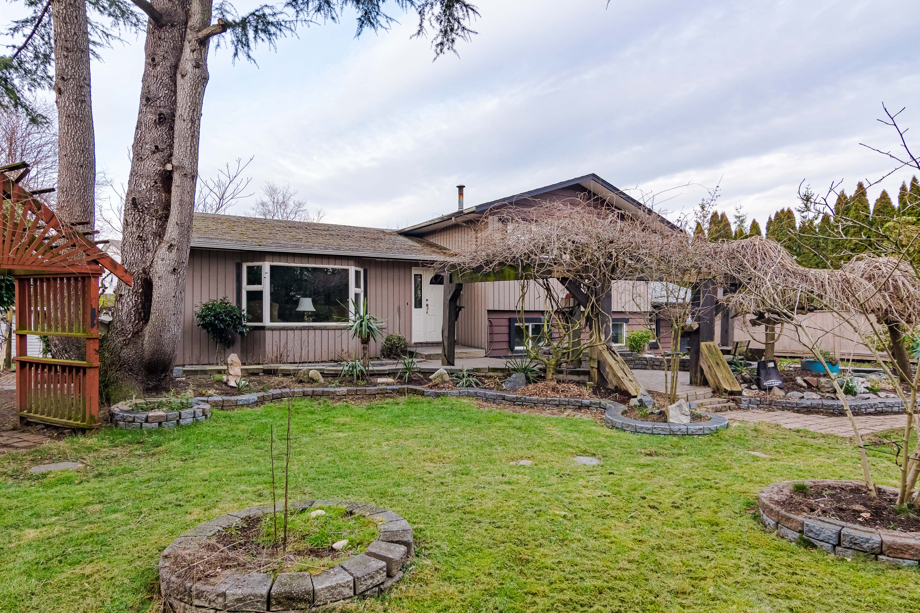 22169 Old Yale Road, Langley