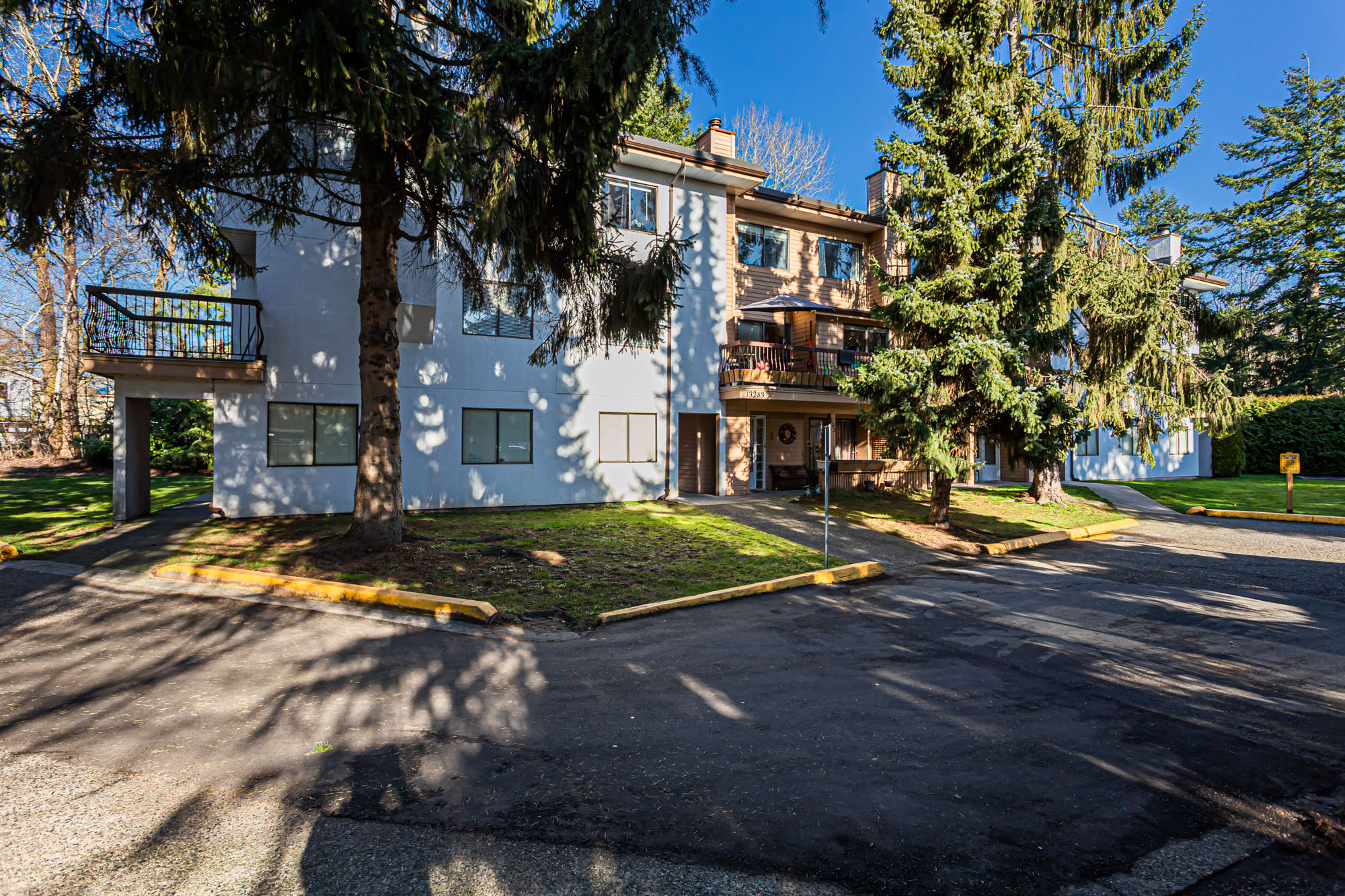 201 - 13283 70B Avenue, Surrey