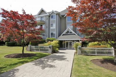 Virtual tour for Klassen Real Estate Group