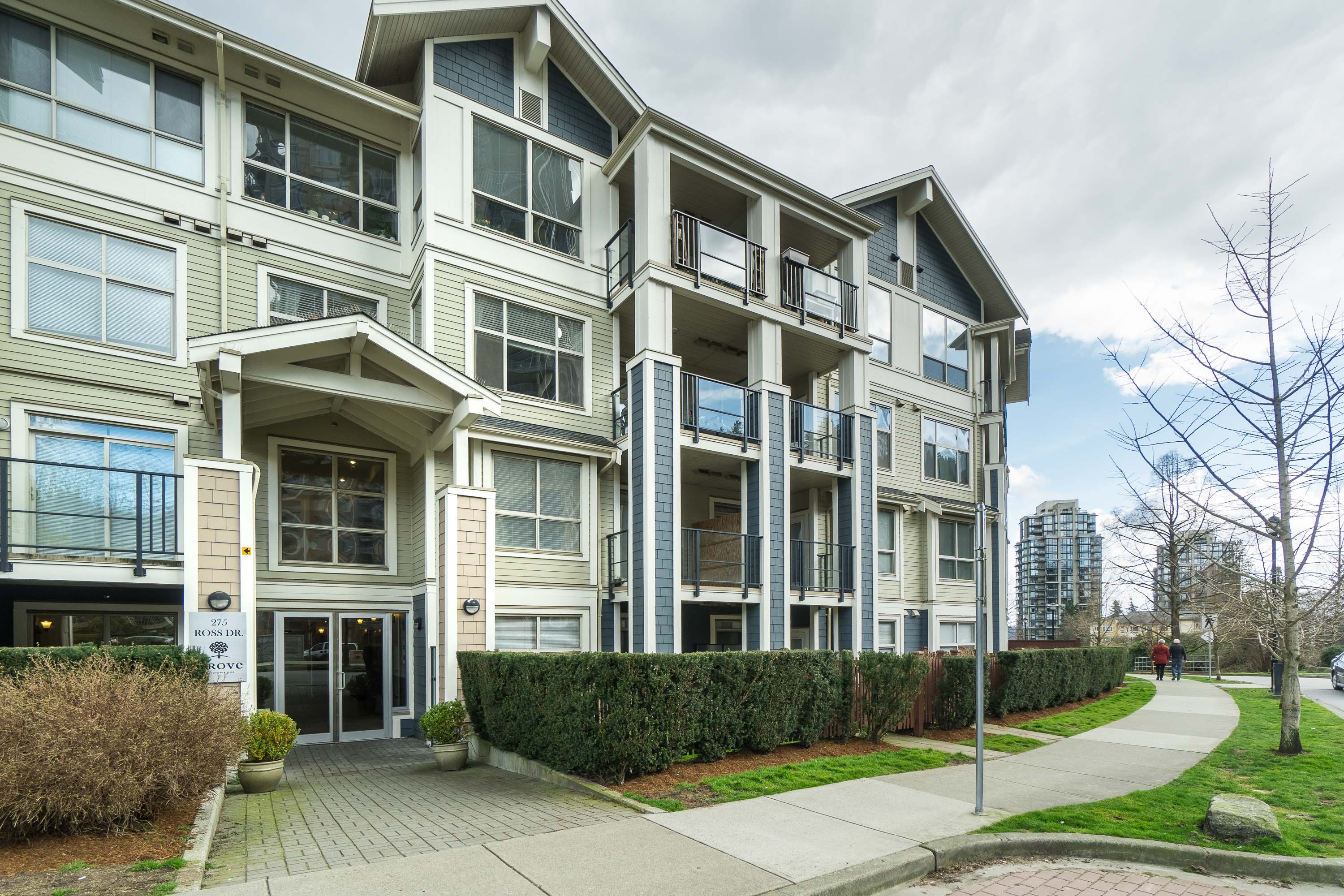309 - 275 Ross Drive, New Westminster