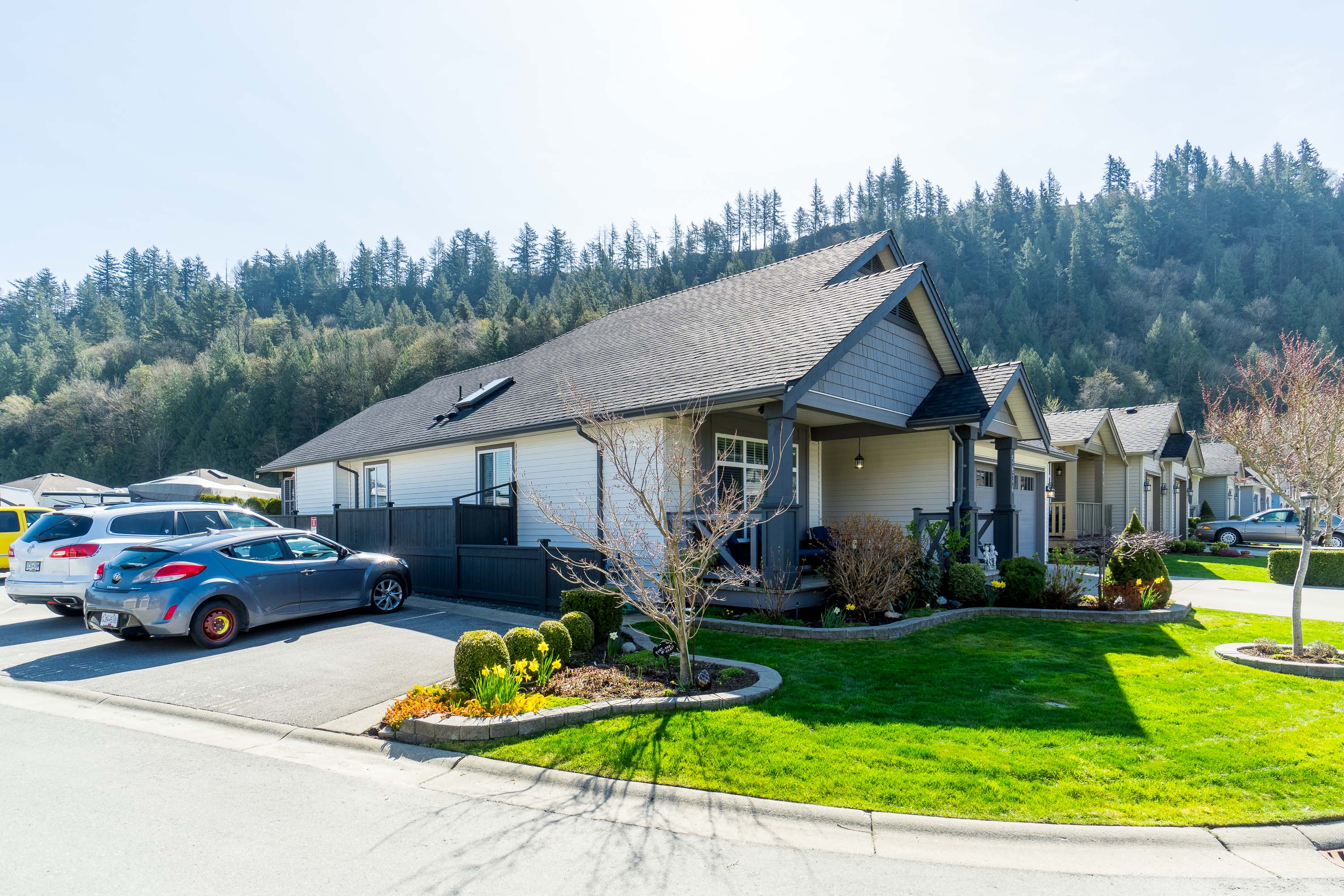 5634 E Foxridge Crescent, Chilliwack MLS R2449830 Cotala Cross Media
