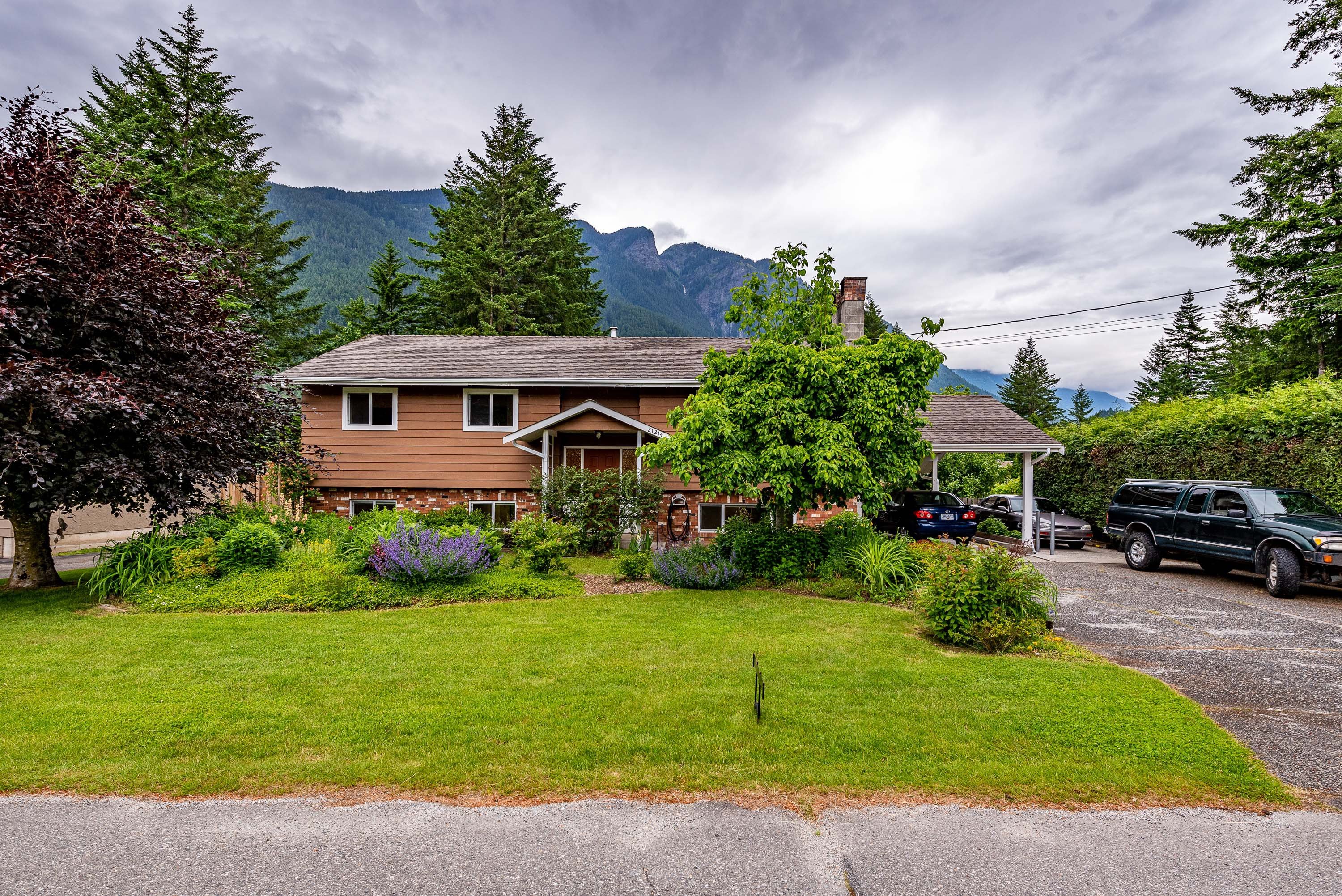 21214 Mountview Crescent, Hope