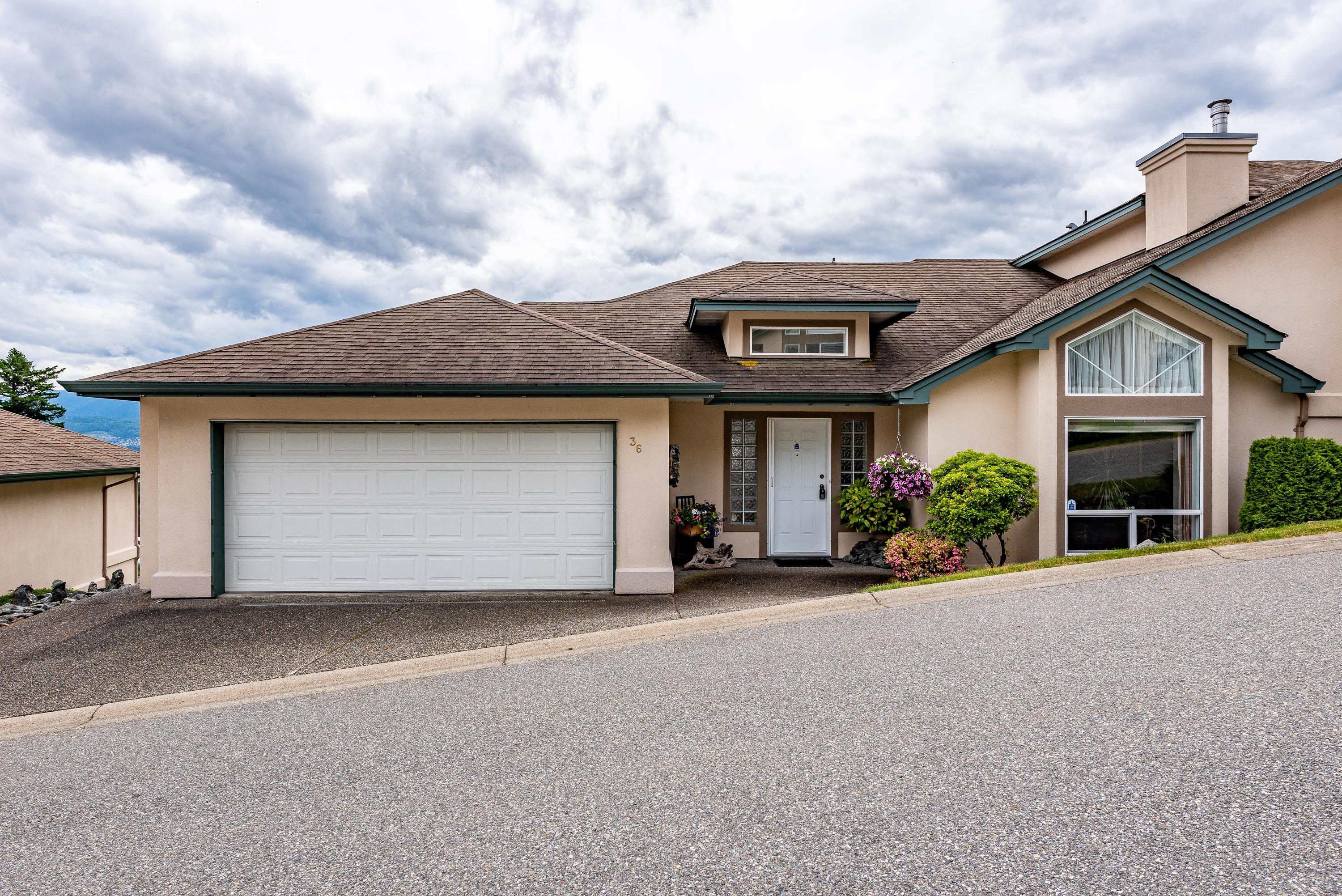 36 - 8590 Sunrise Drive, Chilliwack