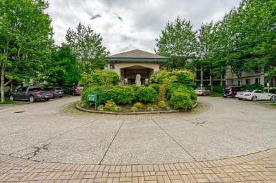 Virtual tour for Maynes Real Estate Group