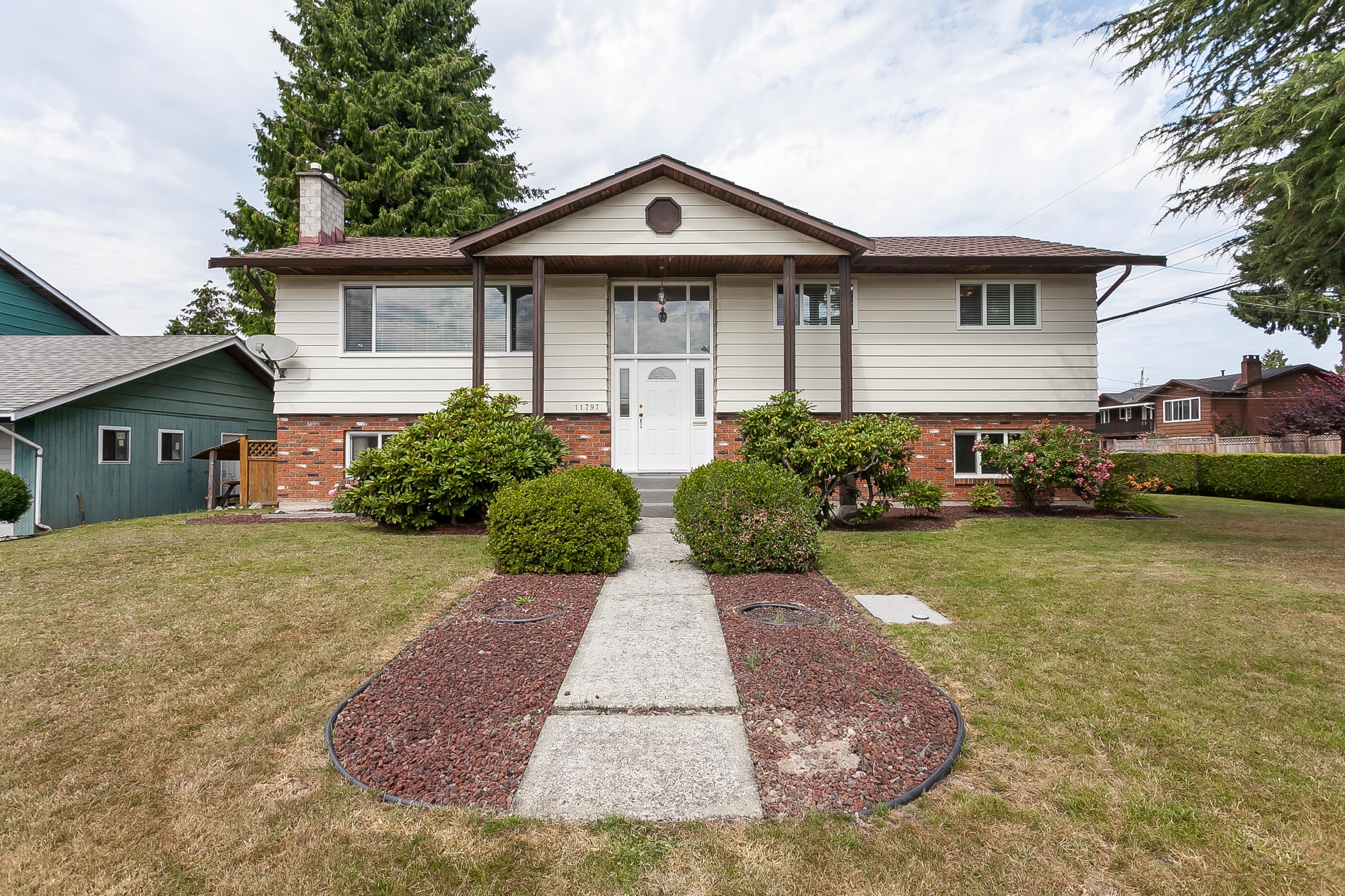 11797 83 Avenue, Delta