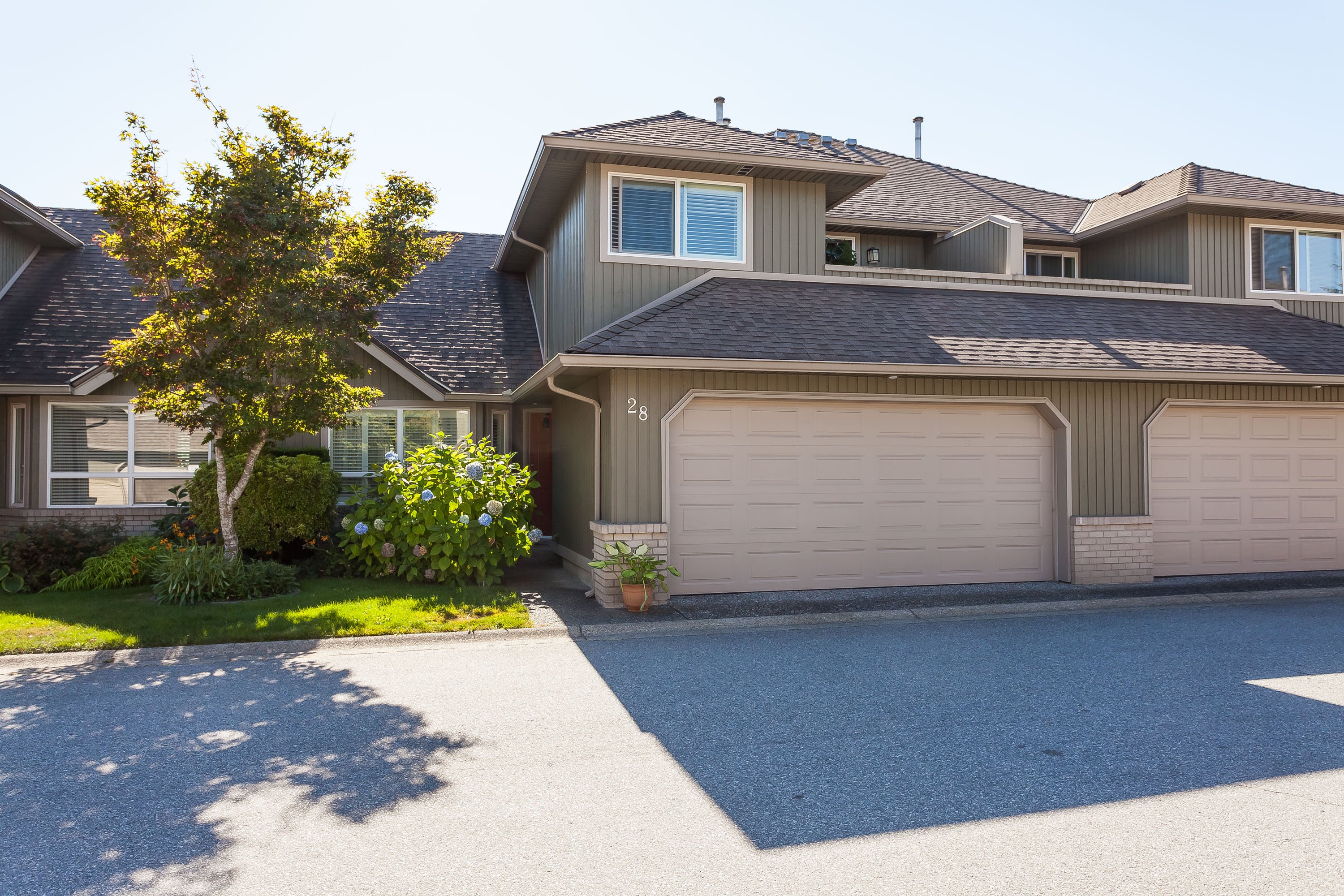 28 - 8560 162 Street, Surrey