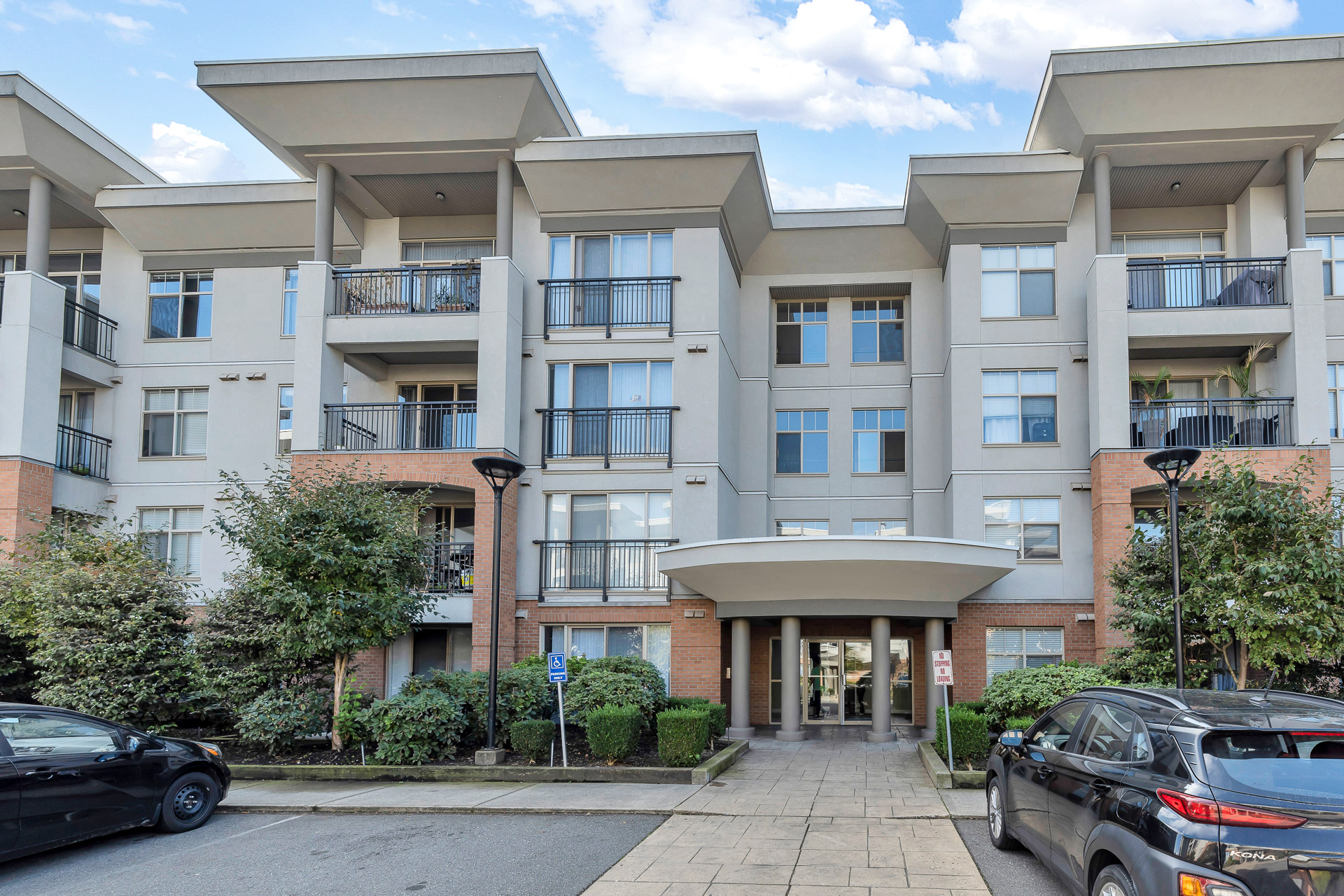 403 33545 Rainbow Avenue, Abbotsford MLS R2506224 Cotala Cross Media