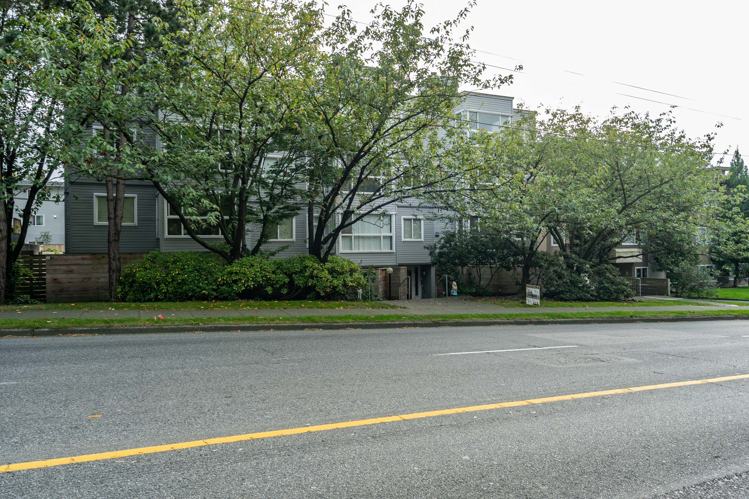 101 - 2272 Dundas Street, Vancouver
