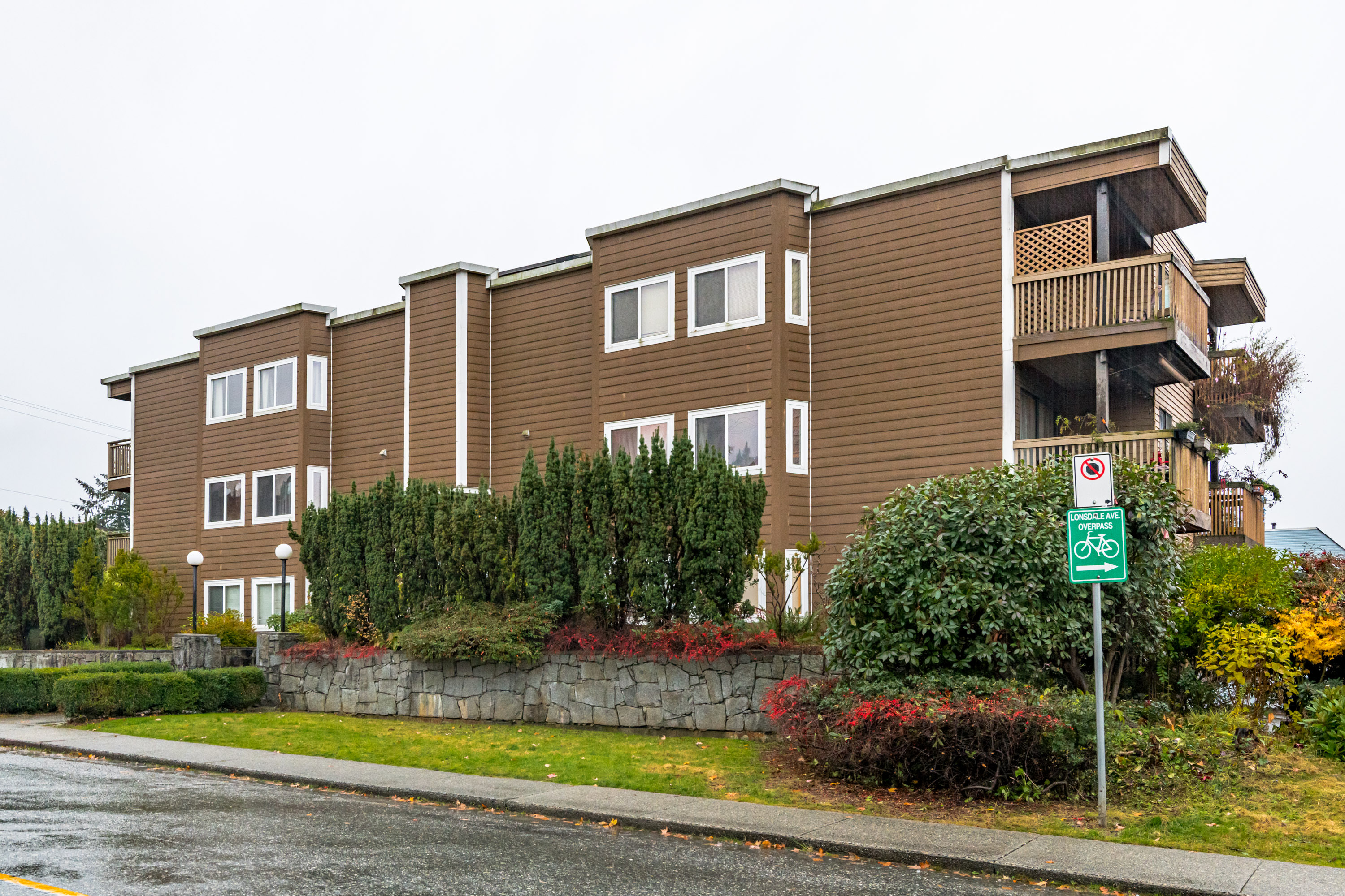 103 - 107 W 27th Street, North Vancouver