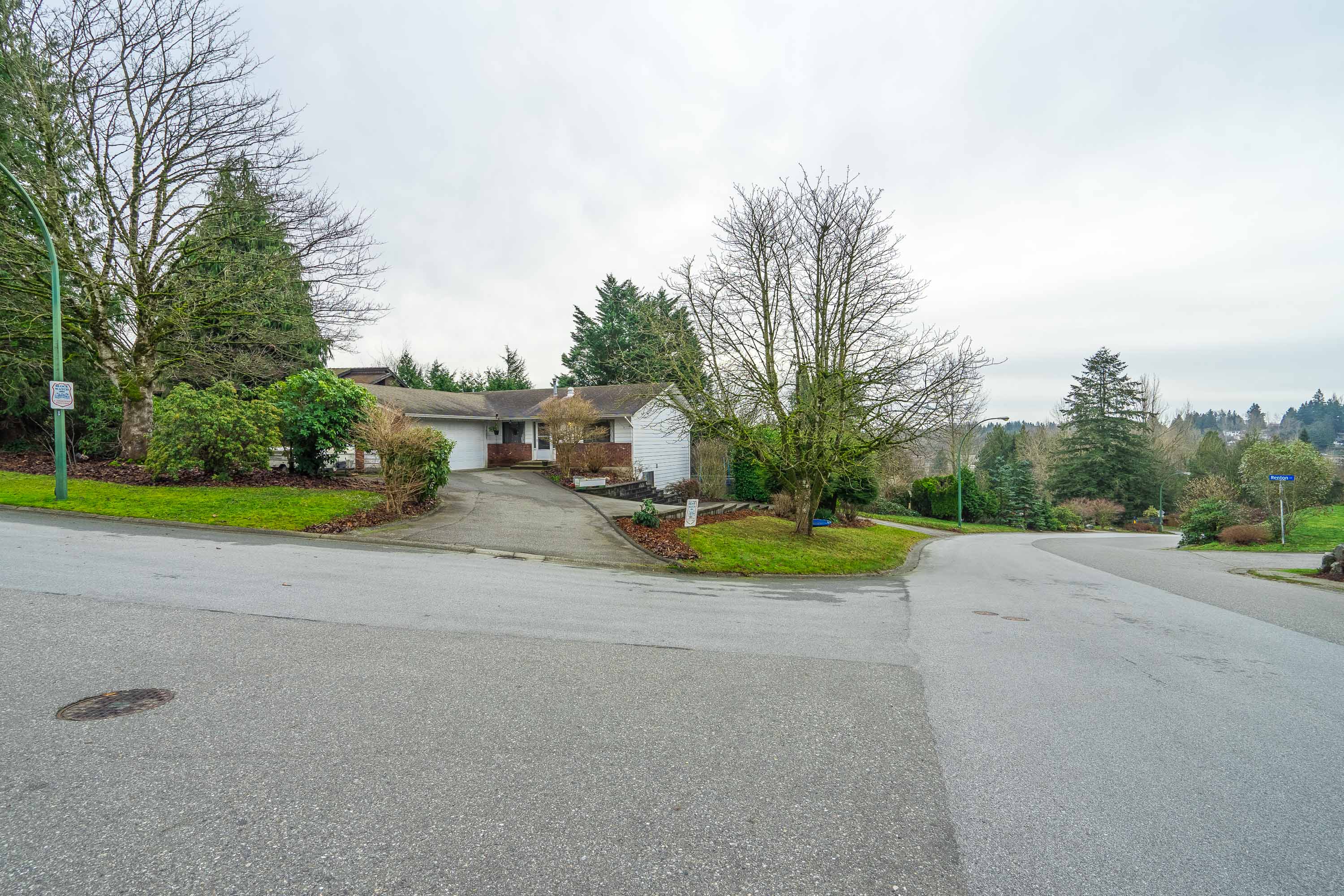 34351 Hycrest Place, Abbotsford