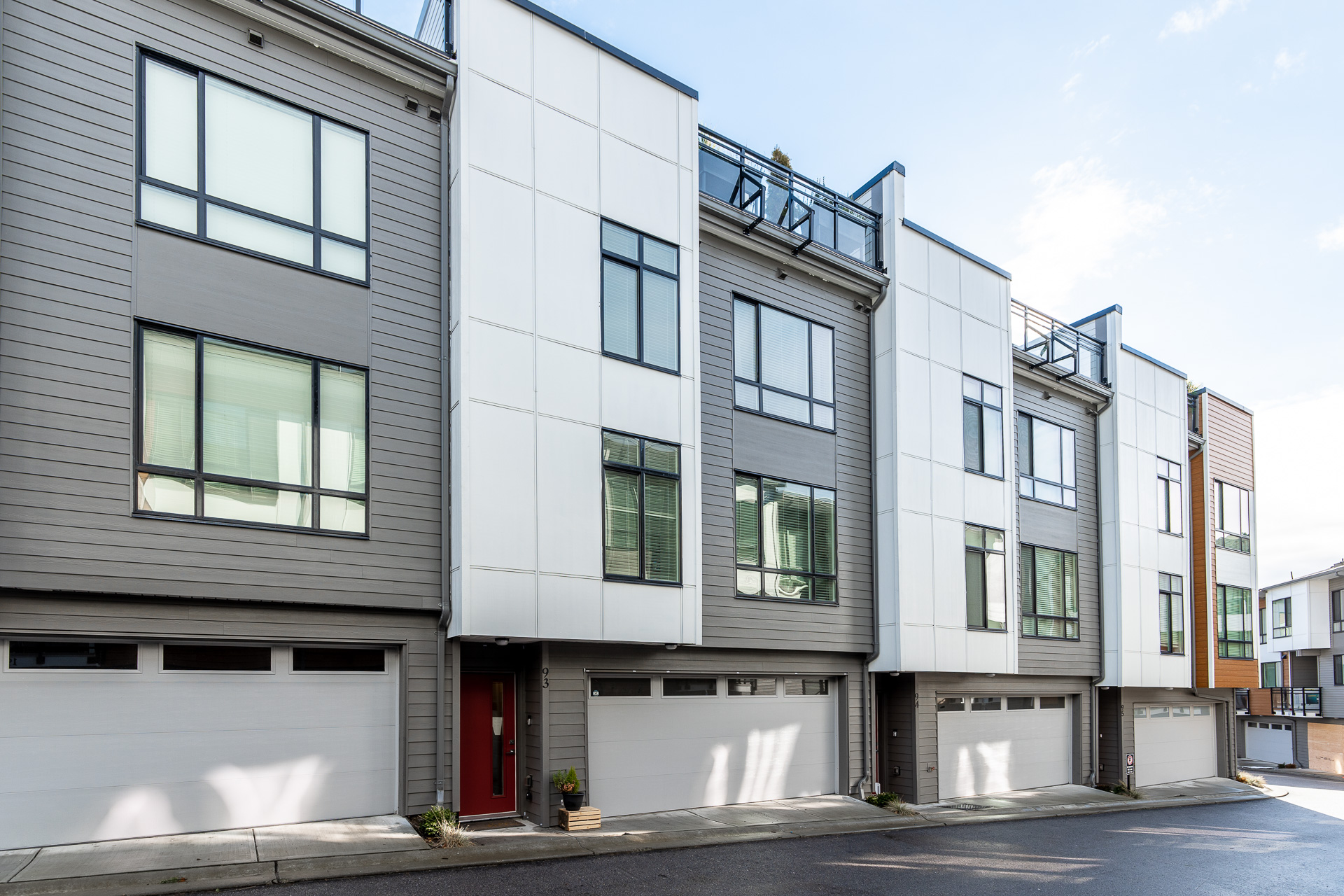 93 - 16433 19 Avenue, Surrey