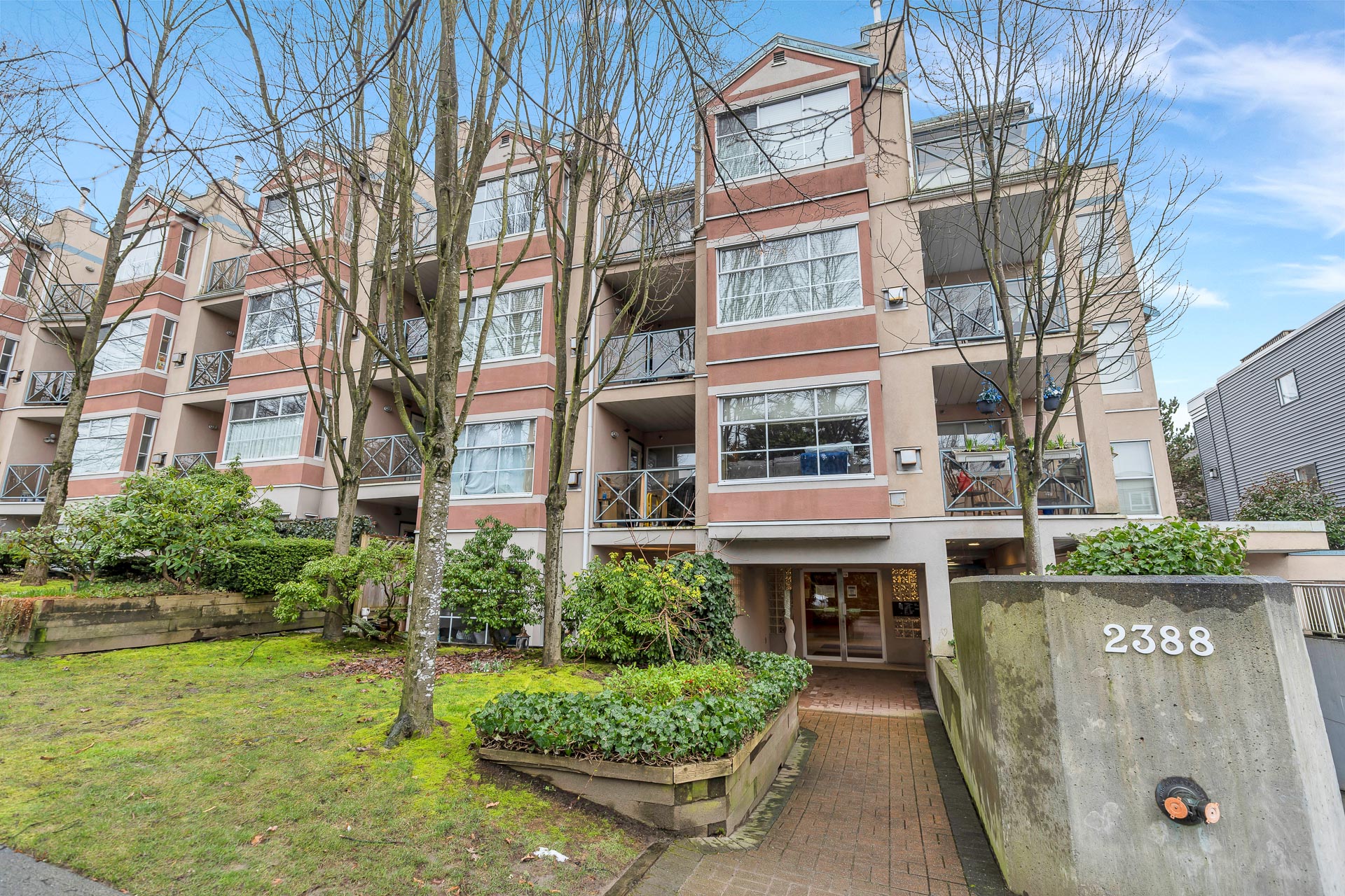 109 - 2388 Triumph Street, Vancouver