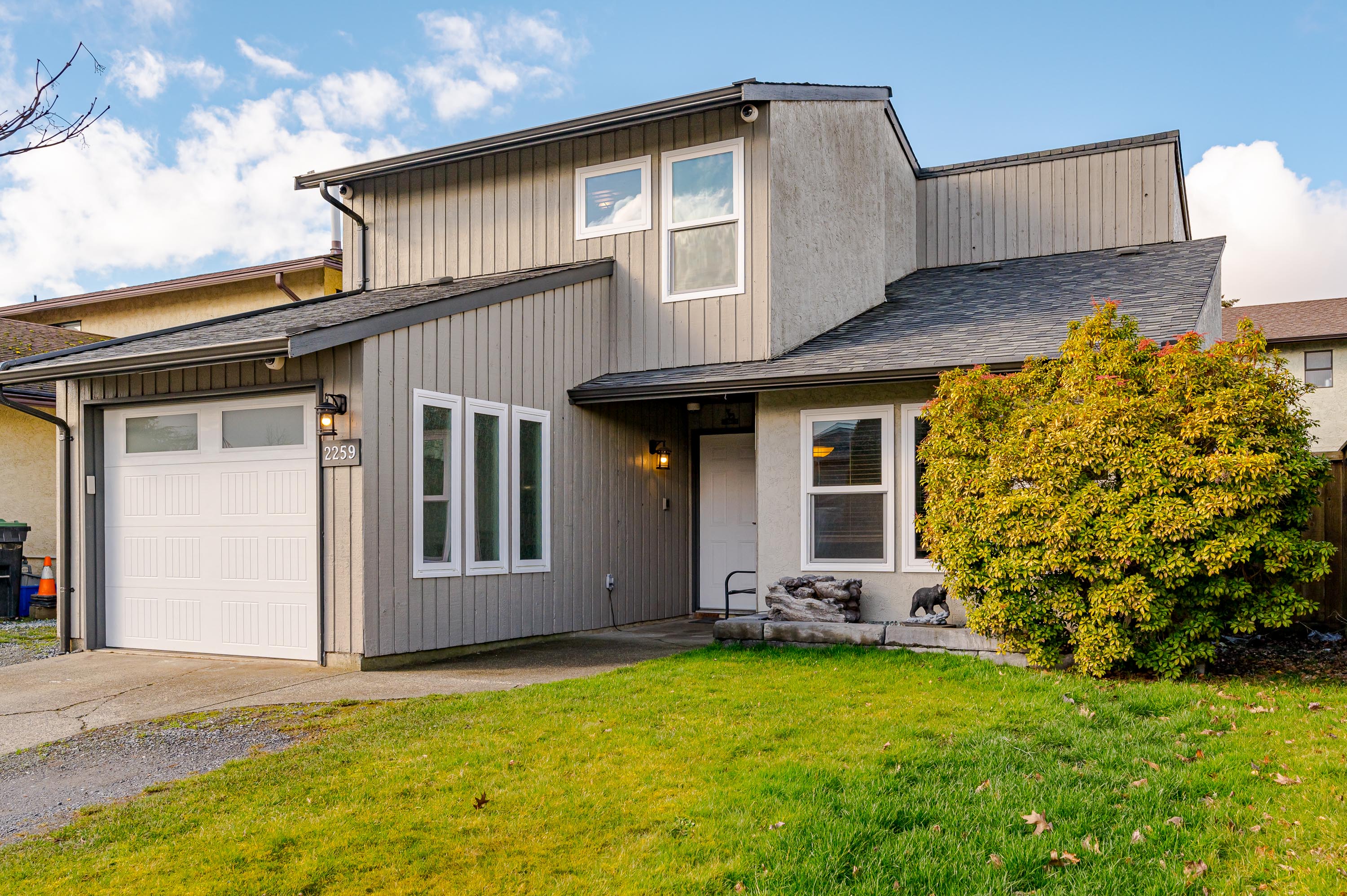 2259 Willoughby Way, Langley