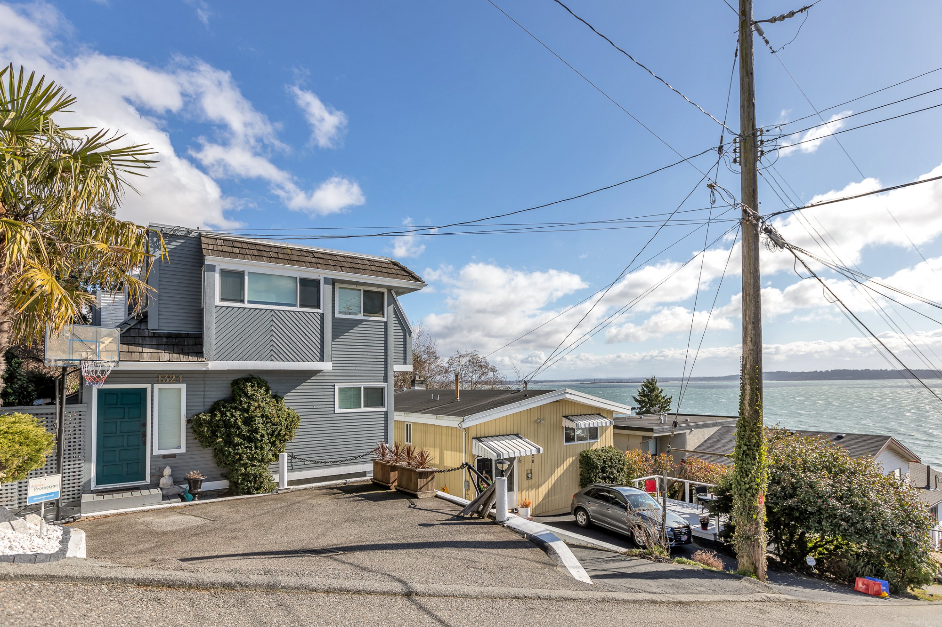 1324 High Street, White Rock