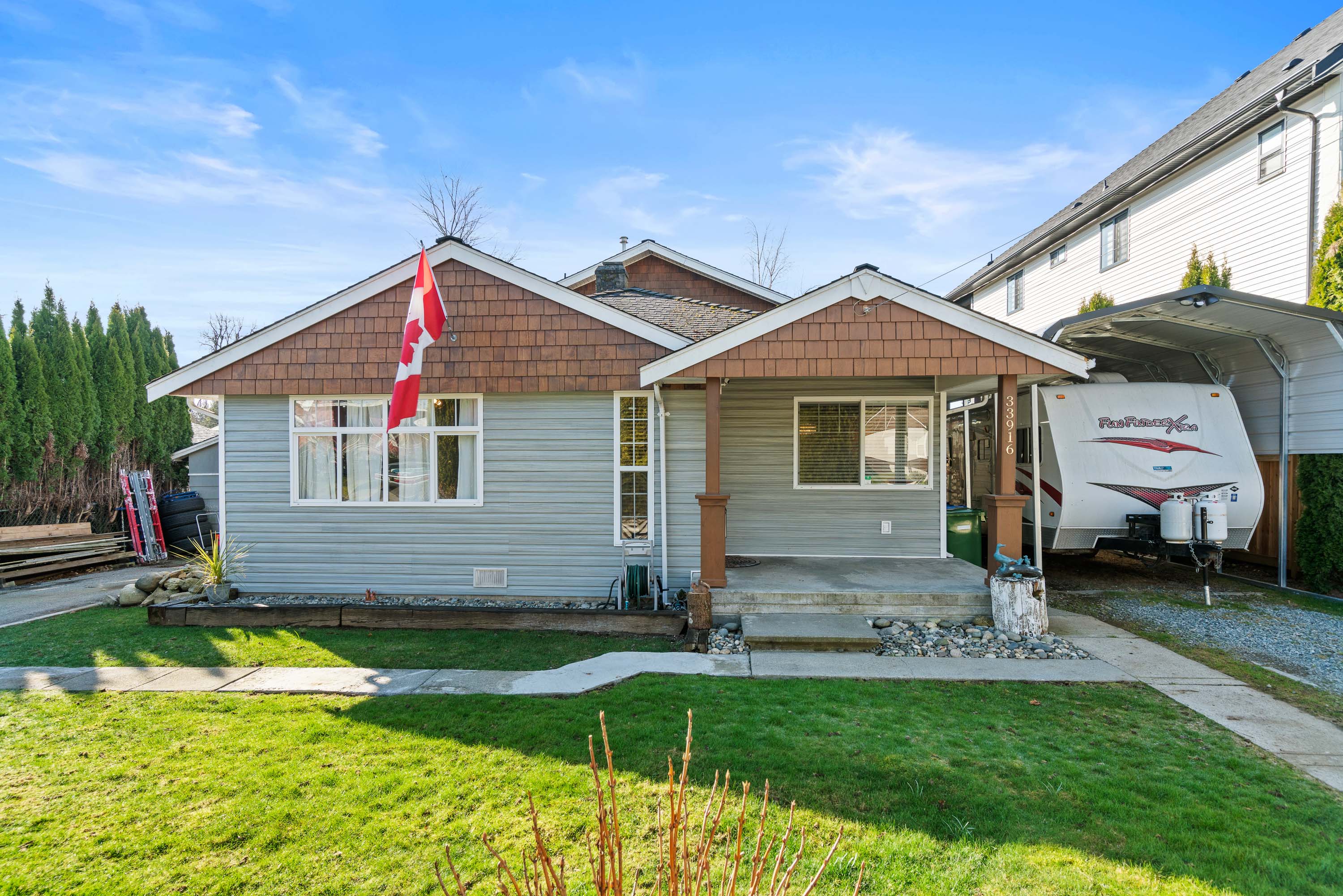 33916 Victory Blvd, Abbotsford